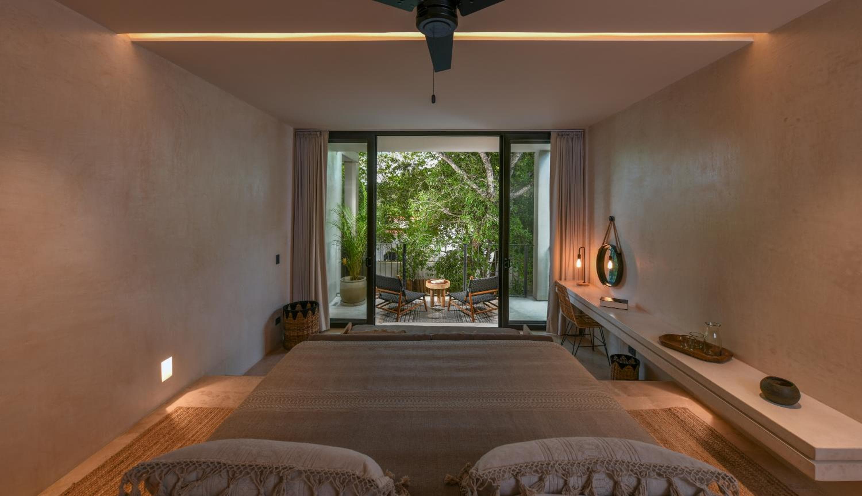 Casa Agape Boutique Hotel Rooftop Pool & Beach club access — 9