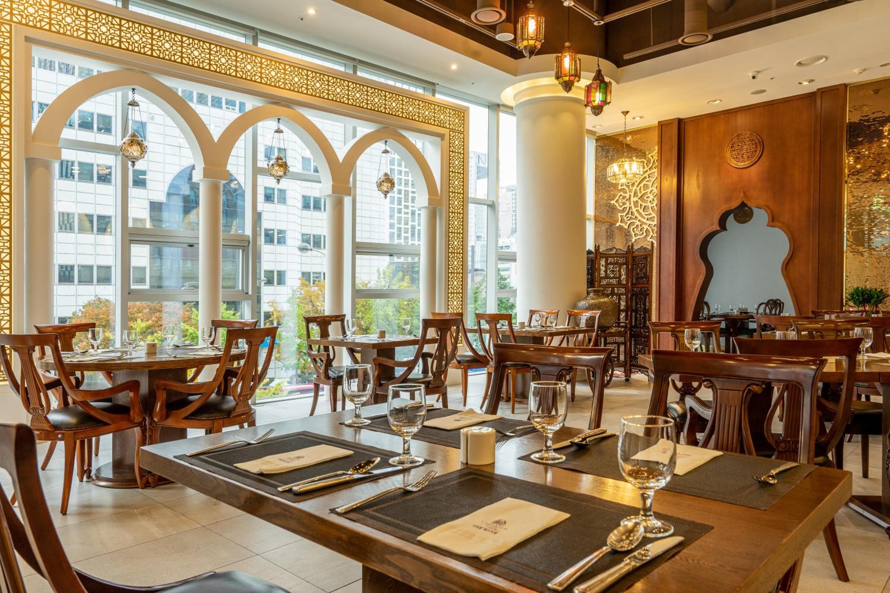 LOTTE CITY HOTEL Myeongdong hotel, 362, Samil-daero, Jung-gu, Seoul, South Korea — photo 24