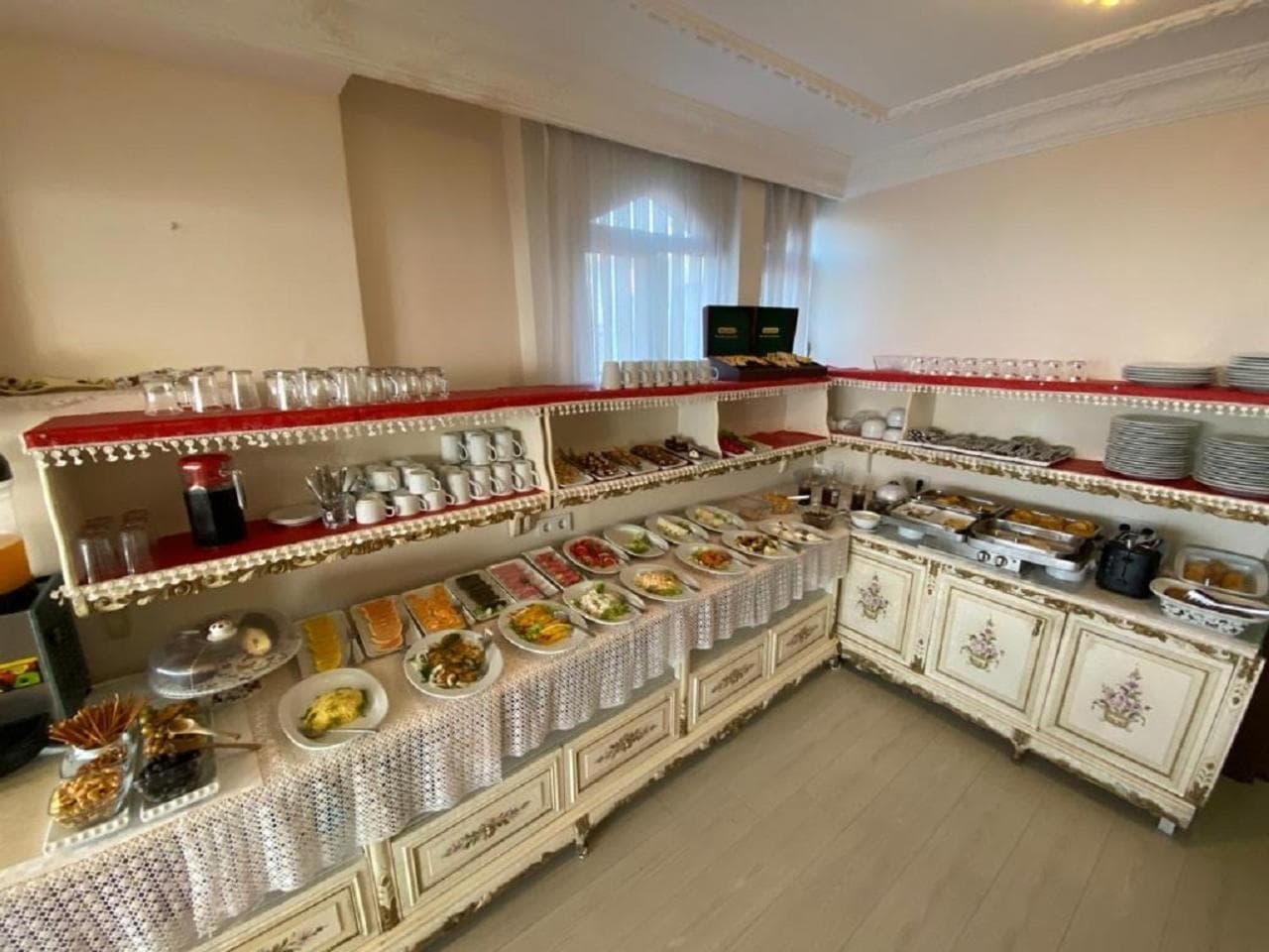 C'è l'Hotel Istanbul — 21