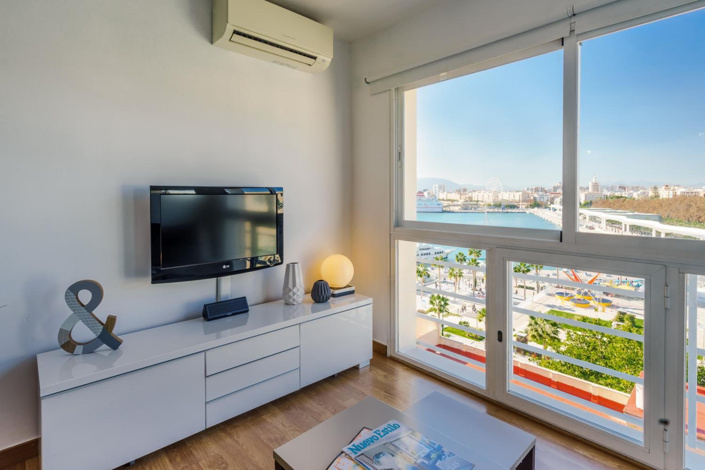 LU&CIA Orizzonte di Malaga — 25
