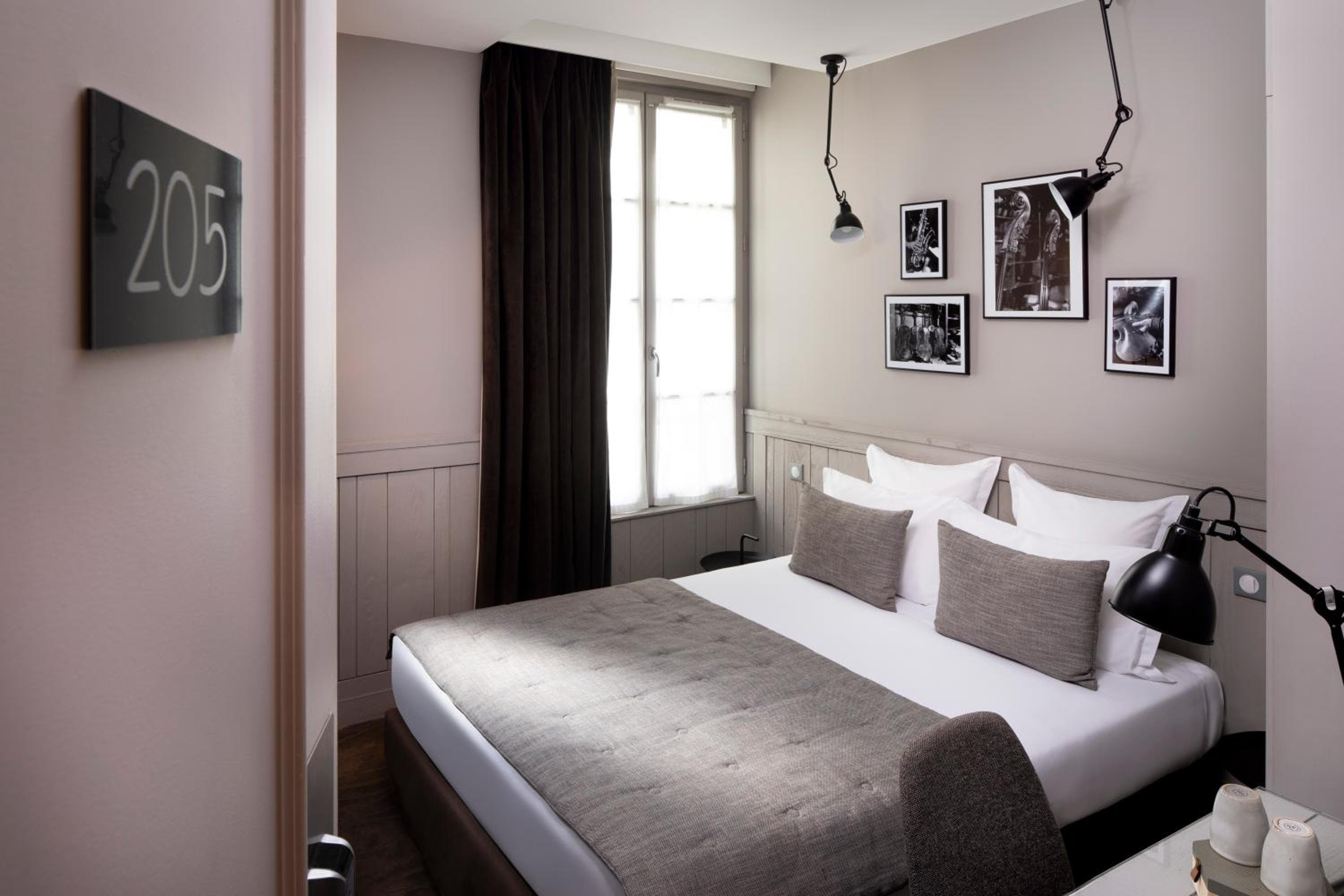 Hotel Helios Opera — 19