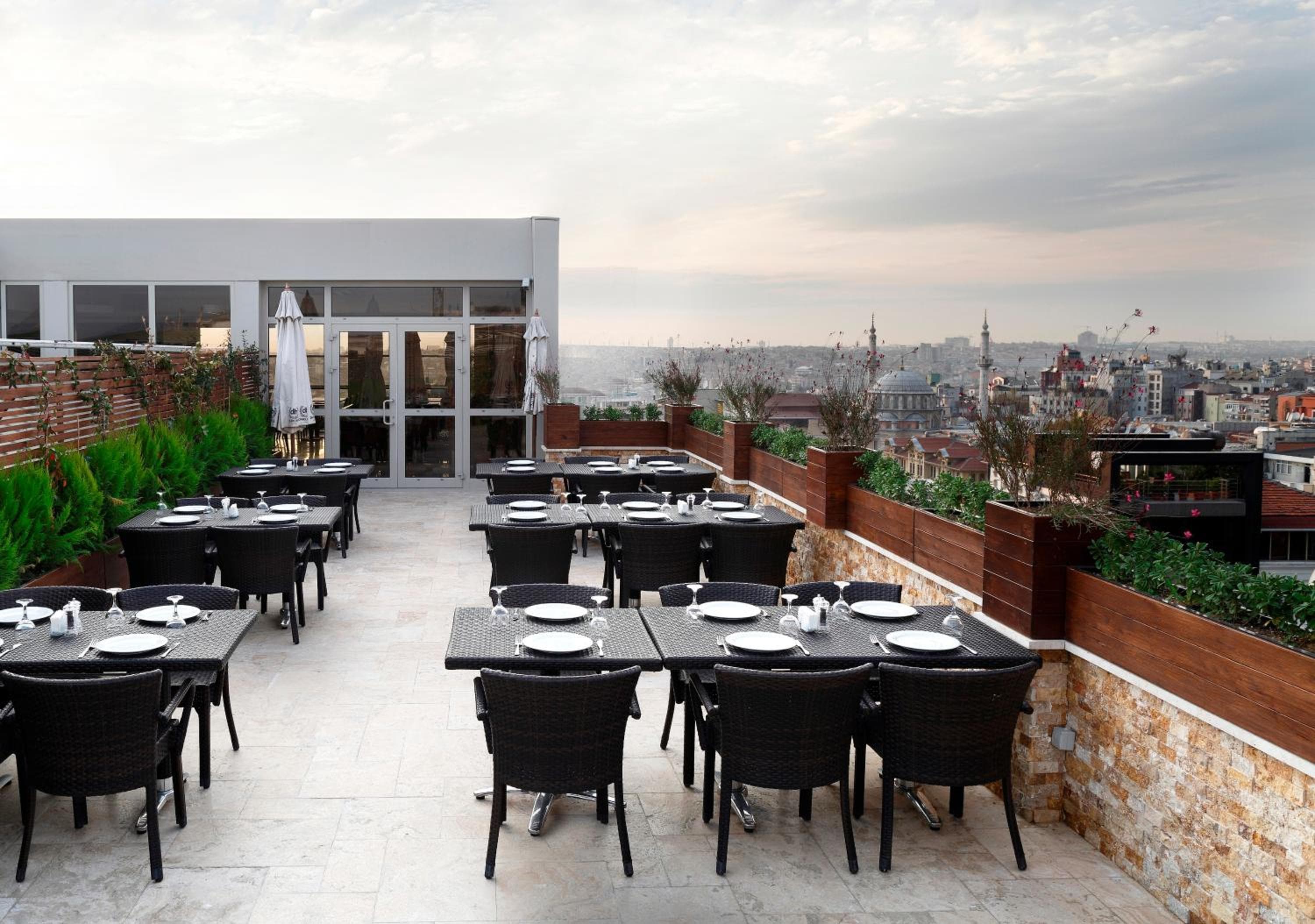 Darkhill Hotel — 11