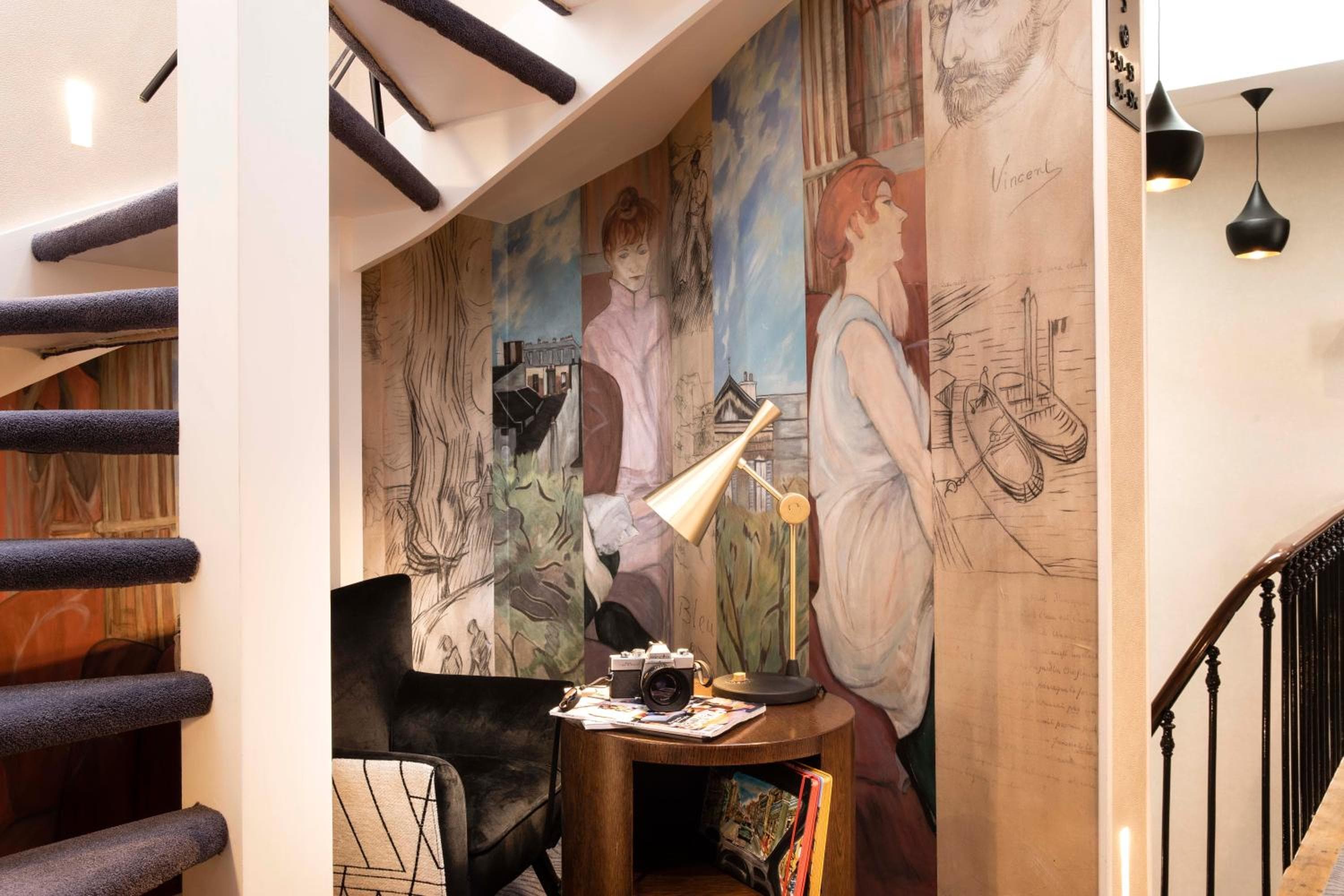 Hôtel des Arts Montmartre — 9