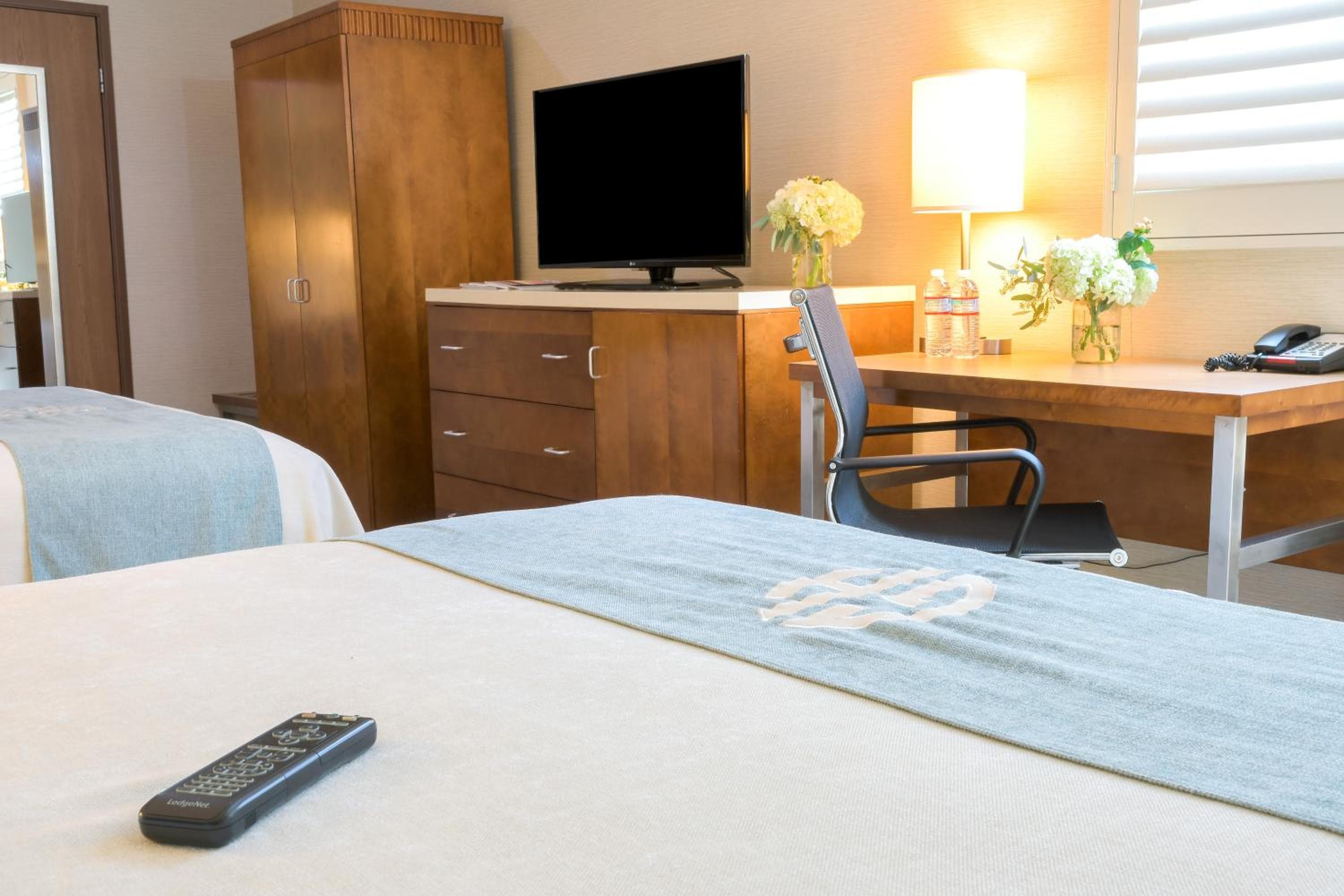 Gateway Hotel Santa Monica — 18