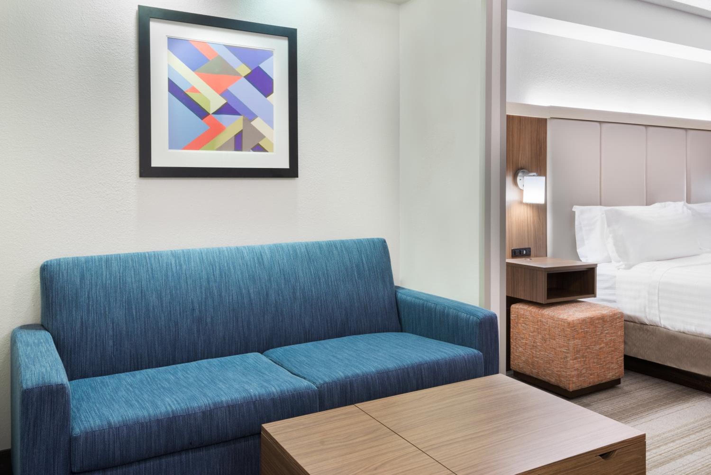 Holiday Inn Express & Suites - Nearest Universal Orlando by IHG — 29
