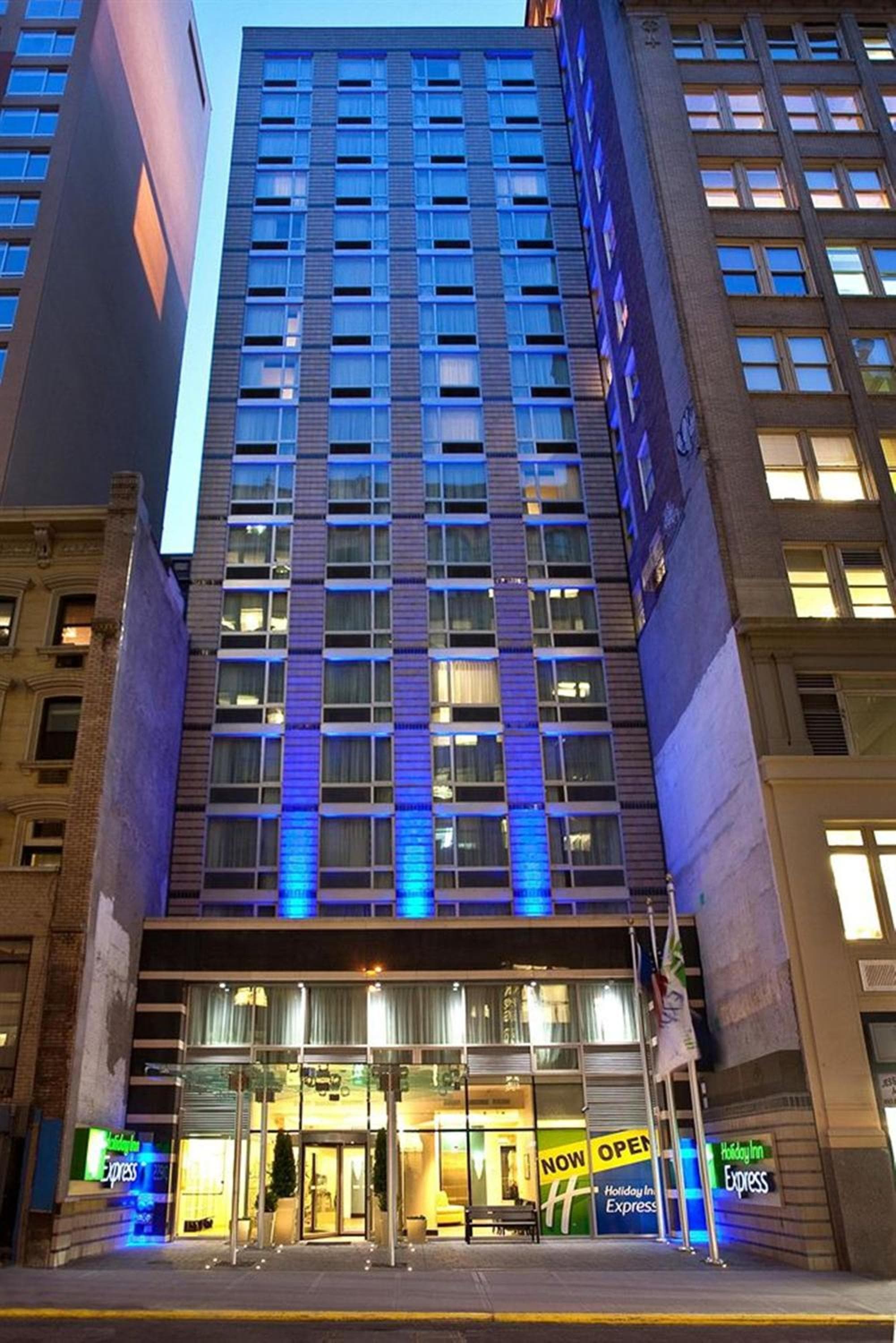 Holiday Inn Express - Times Square South, un hotel IHG — 1