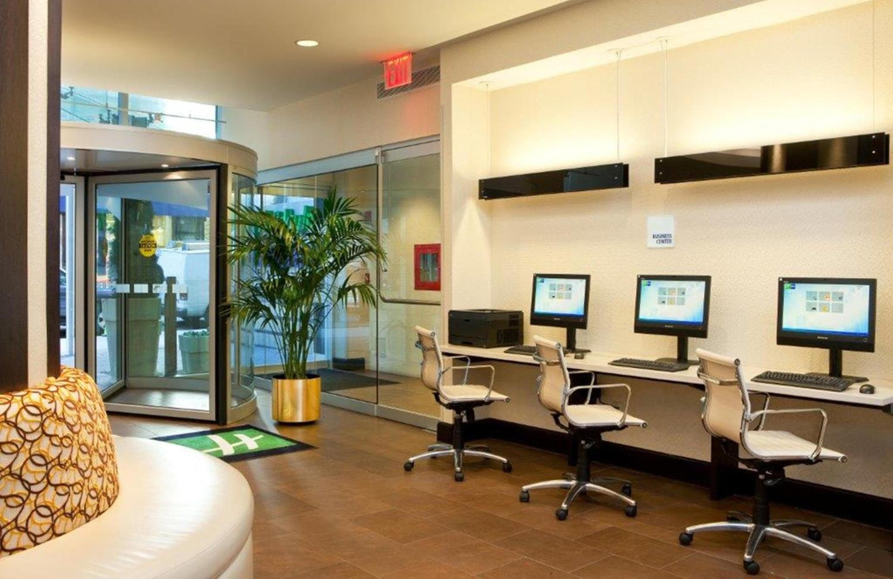 Holiday Inn Express - Times Square South, un hotel IHG — 9