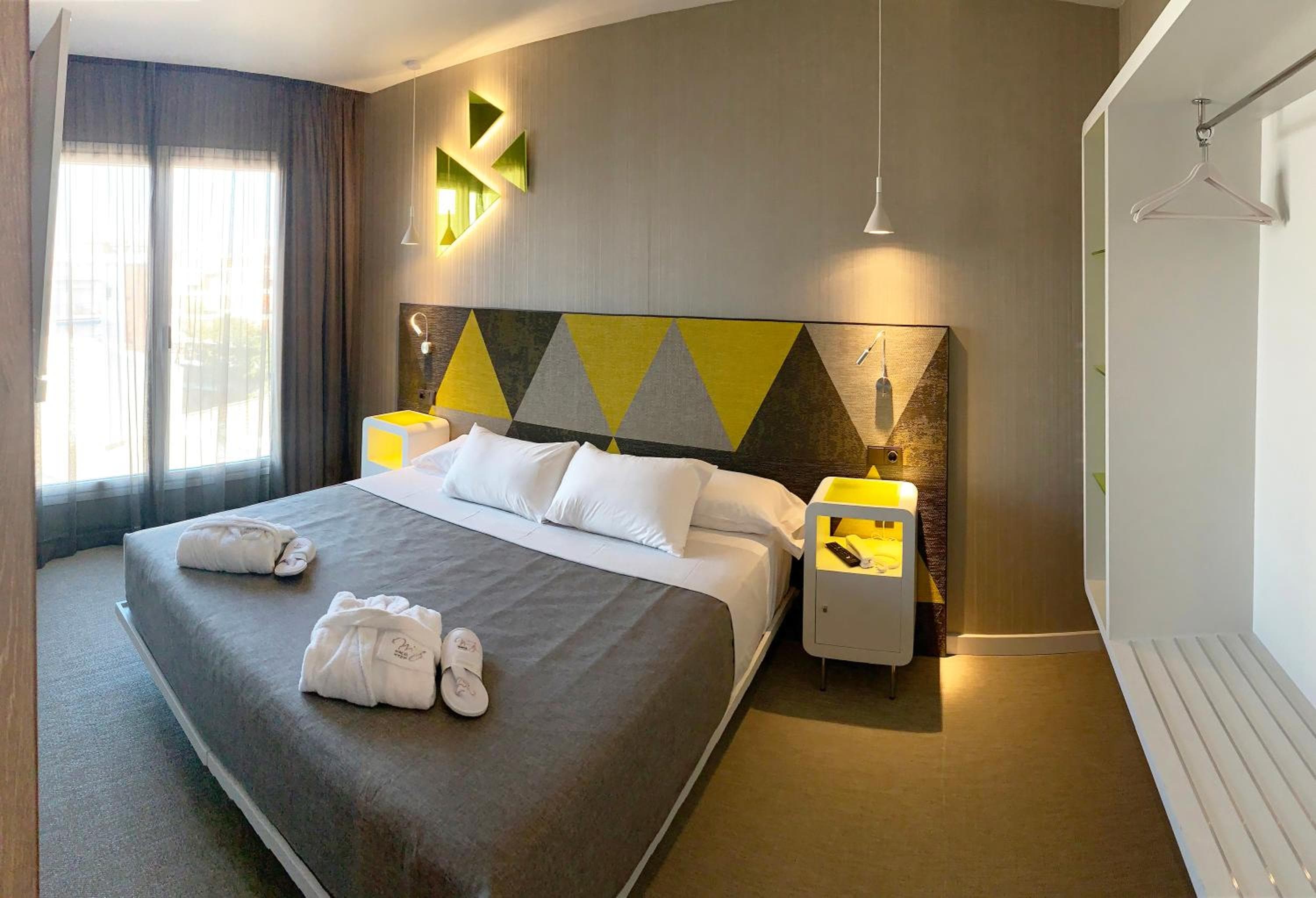 Hotel Macià Sevilla Kubb — 30