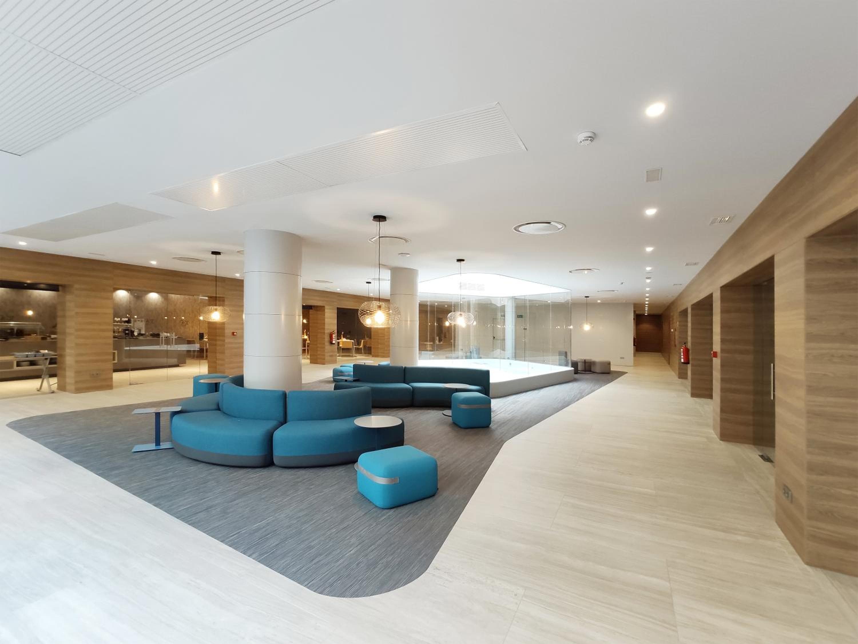 Hotel Macià Sevilla Kubb — 10