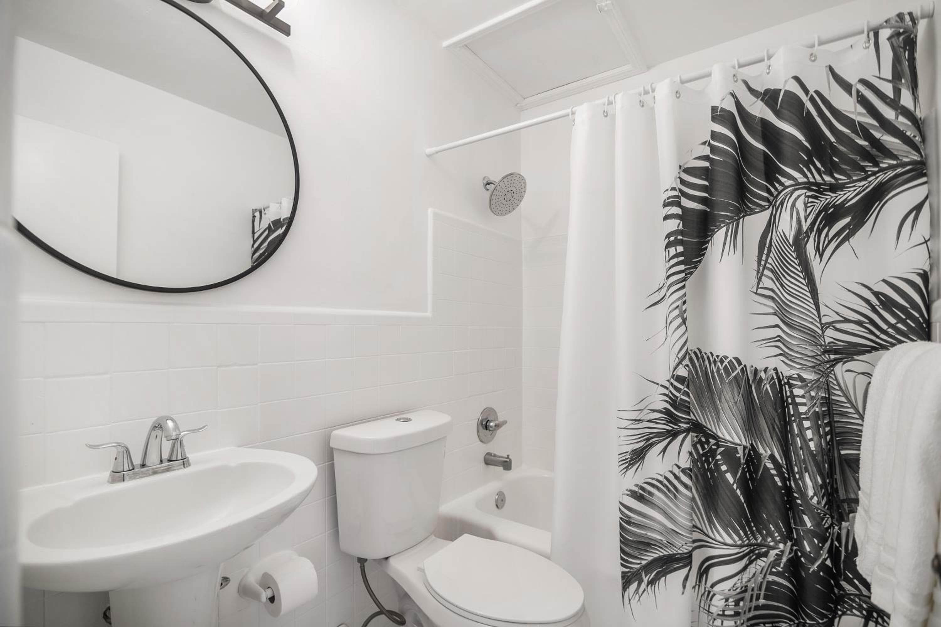 Alani Bay Premium Condos — 26