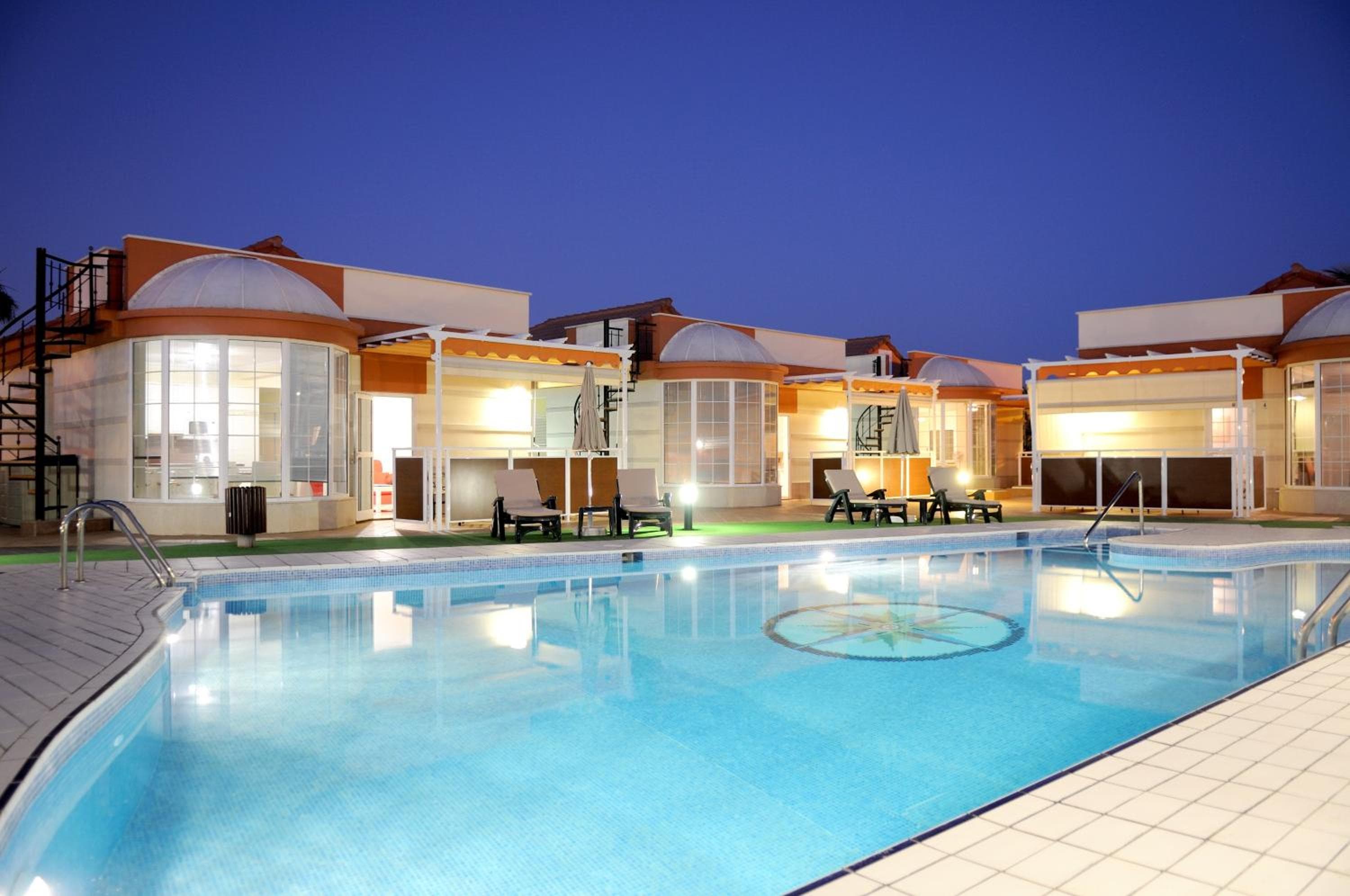 Siesta Suites — 1