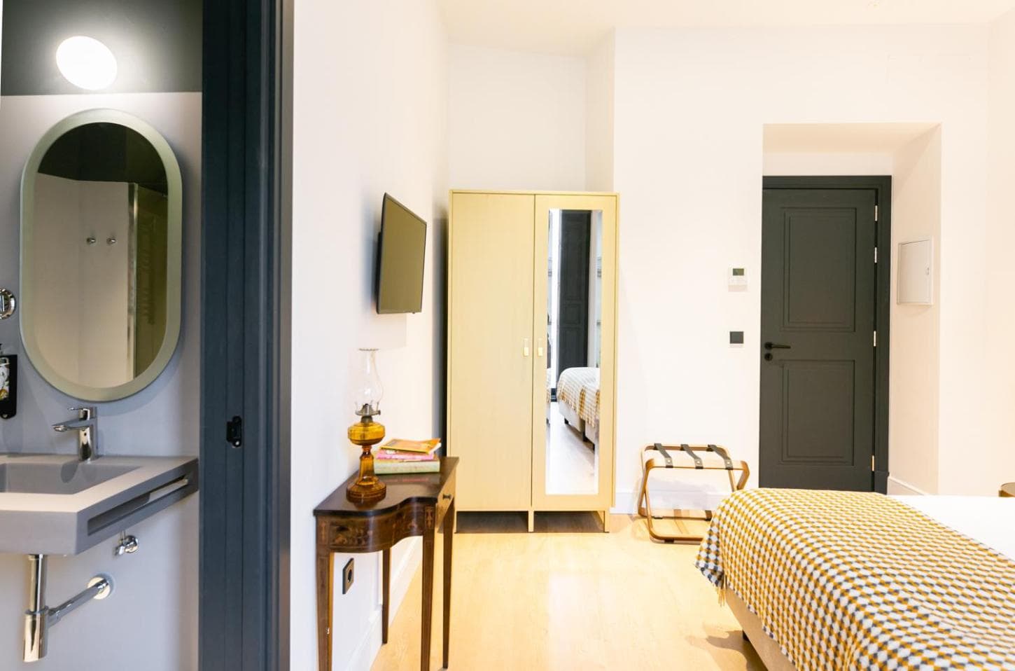 Joya del Casco Boutique Hotel by Shiadu — 21