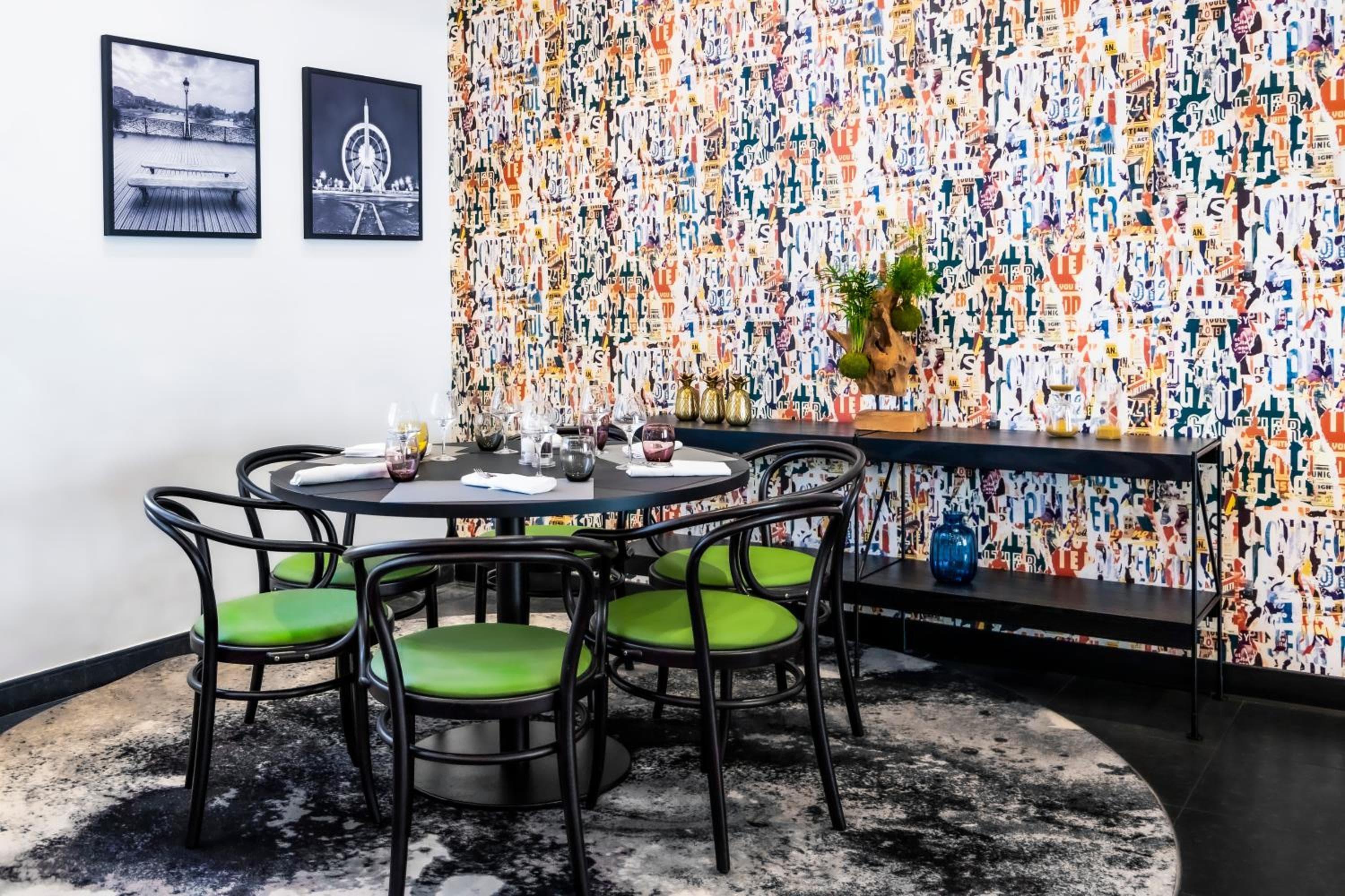 Novotel Paris 17 — 19