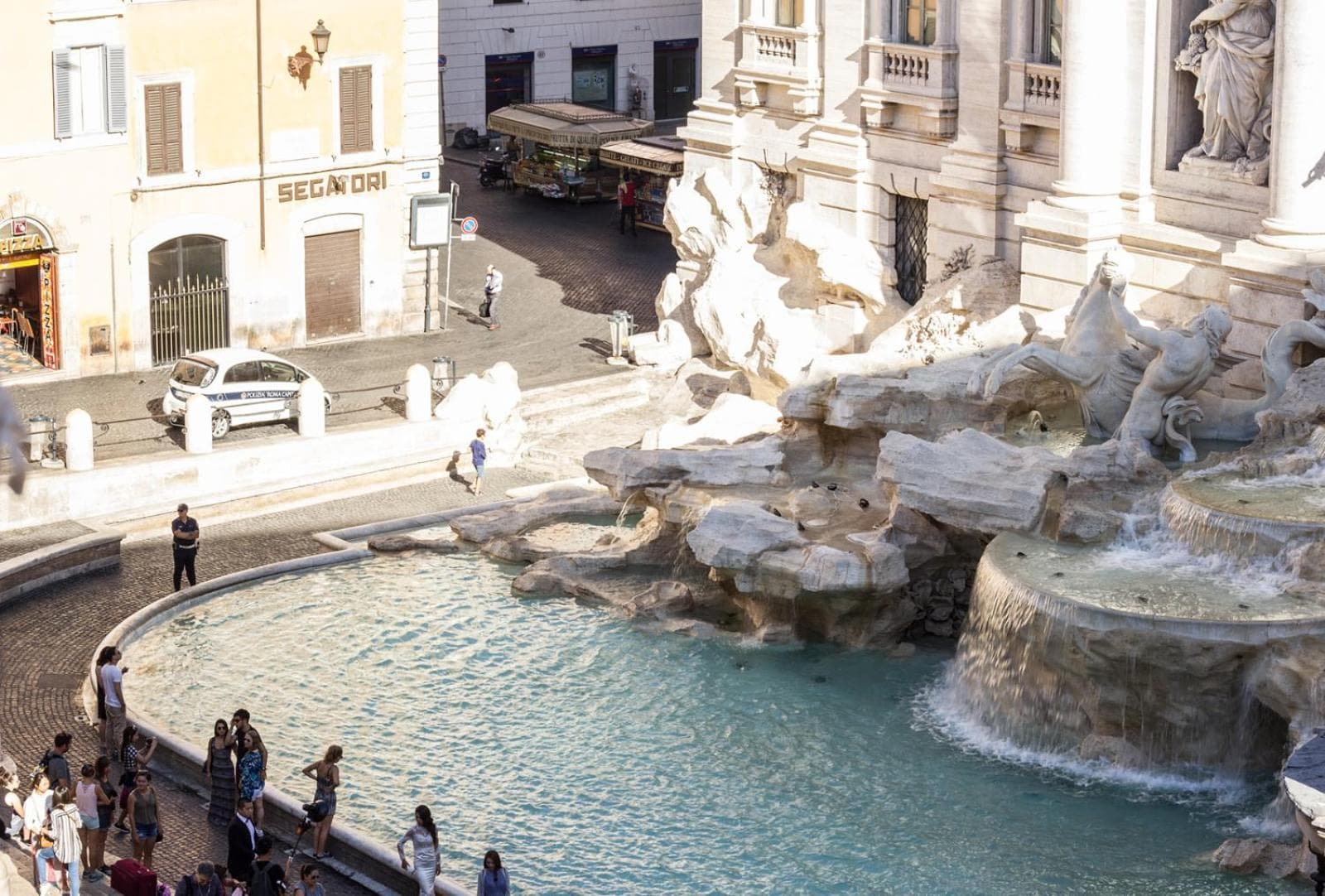 Relais Fontana Di Trevi Hotel — 19