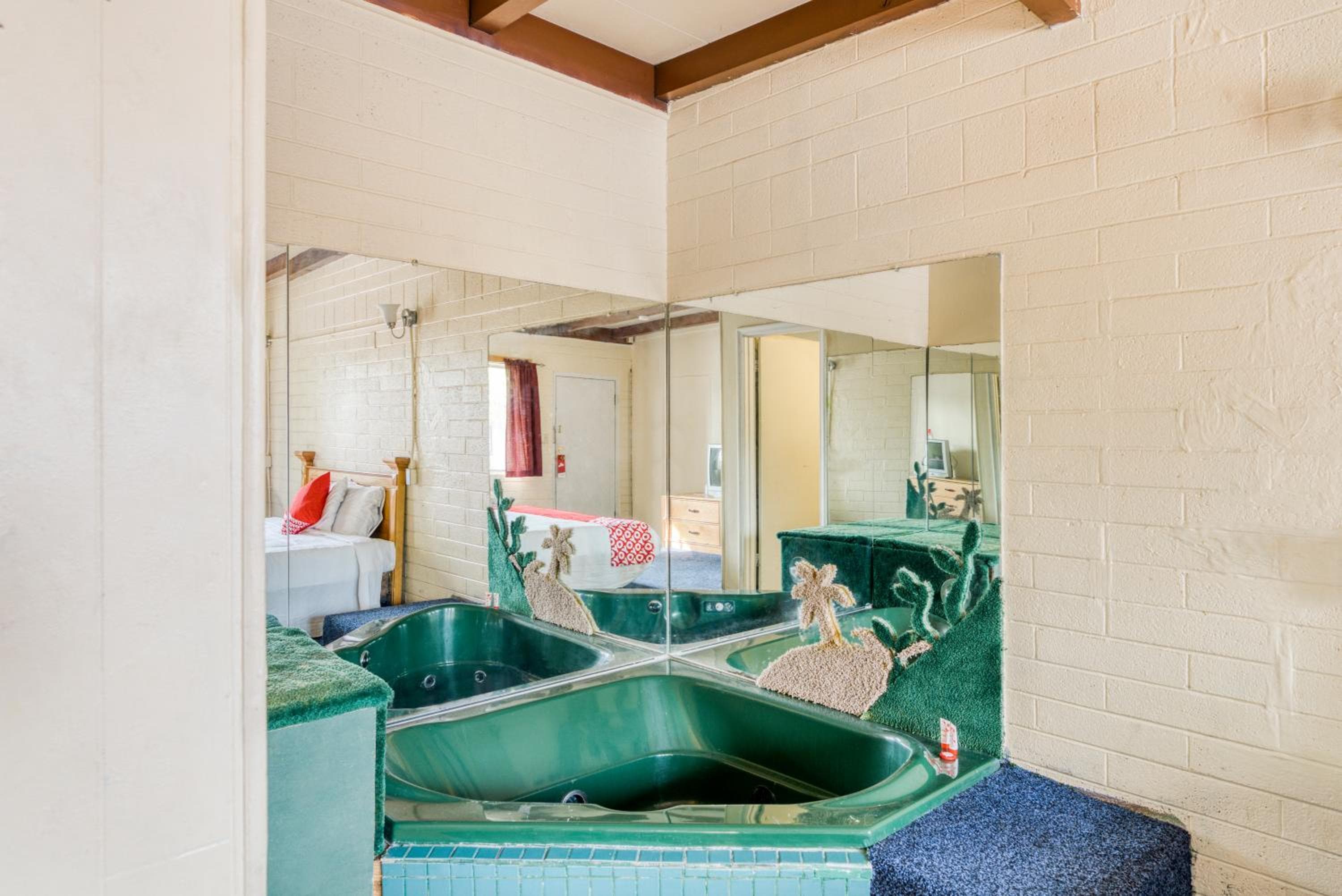 OYO Oasis Motel Las Vegas I-15 — 10