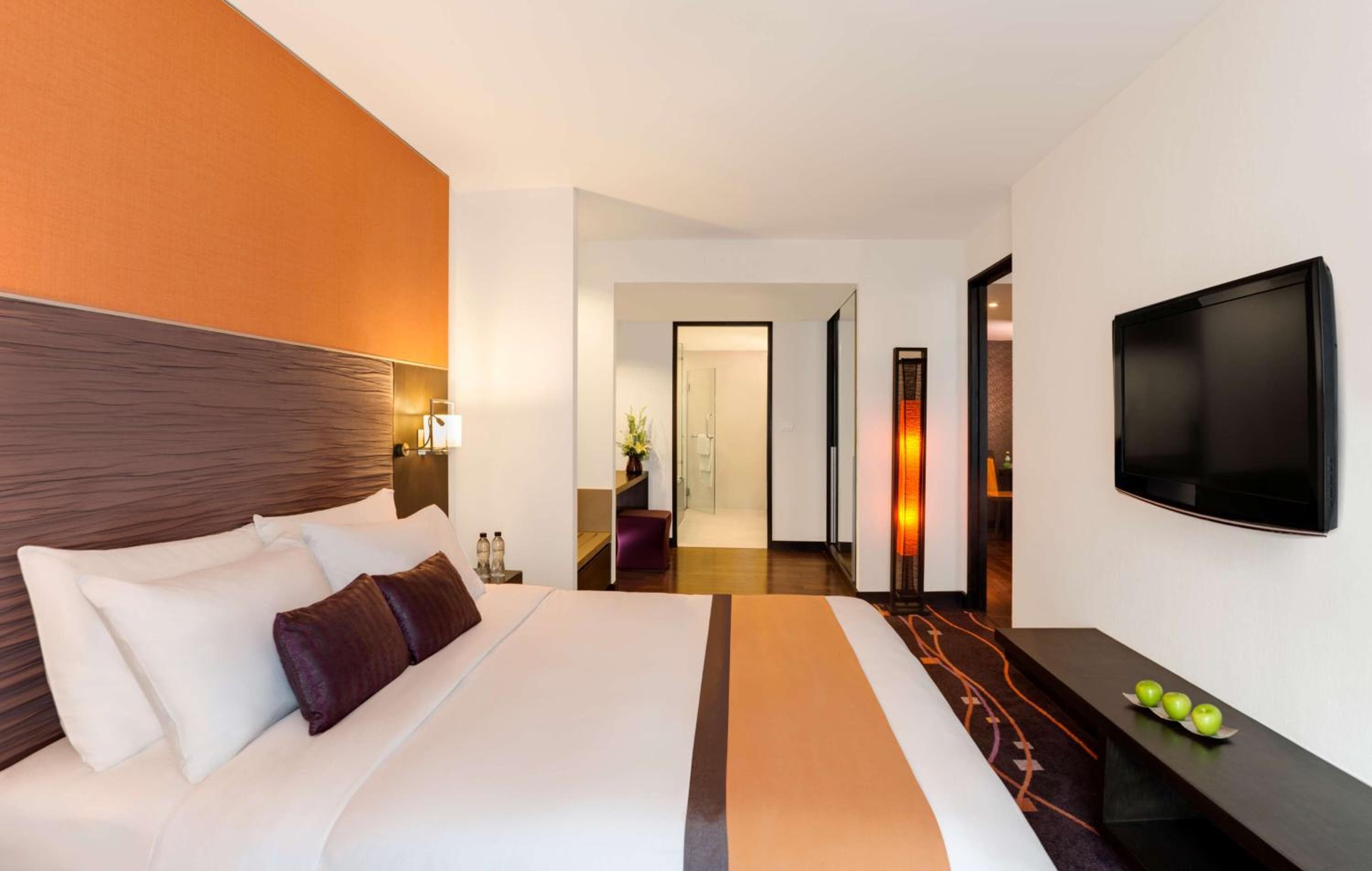 Radisson Suites Bangkok Sukhumvit — 14