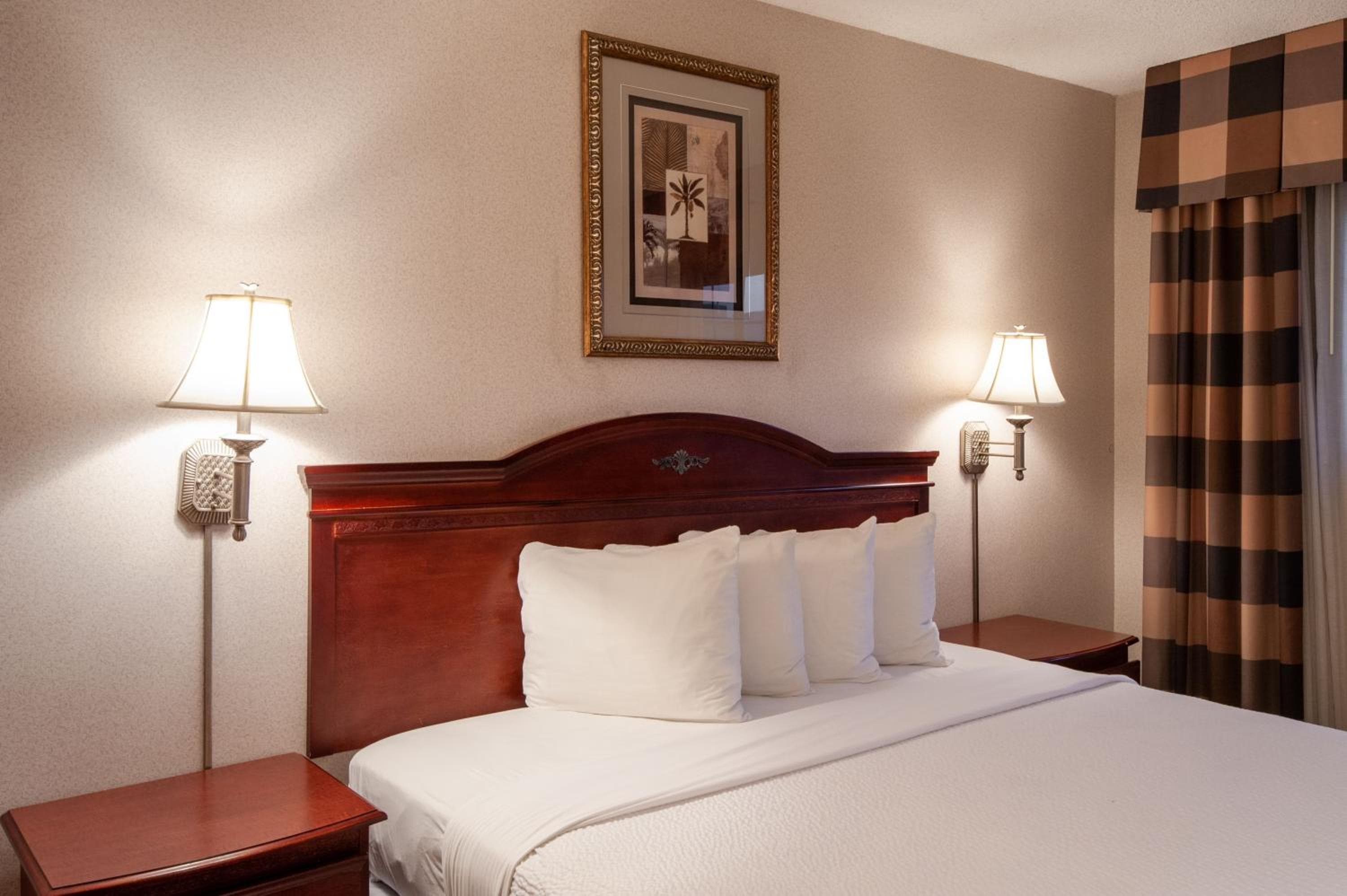 Studio City Court Yard Hotel - Studio City Innenhof Hotel — 9