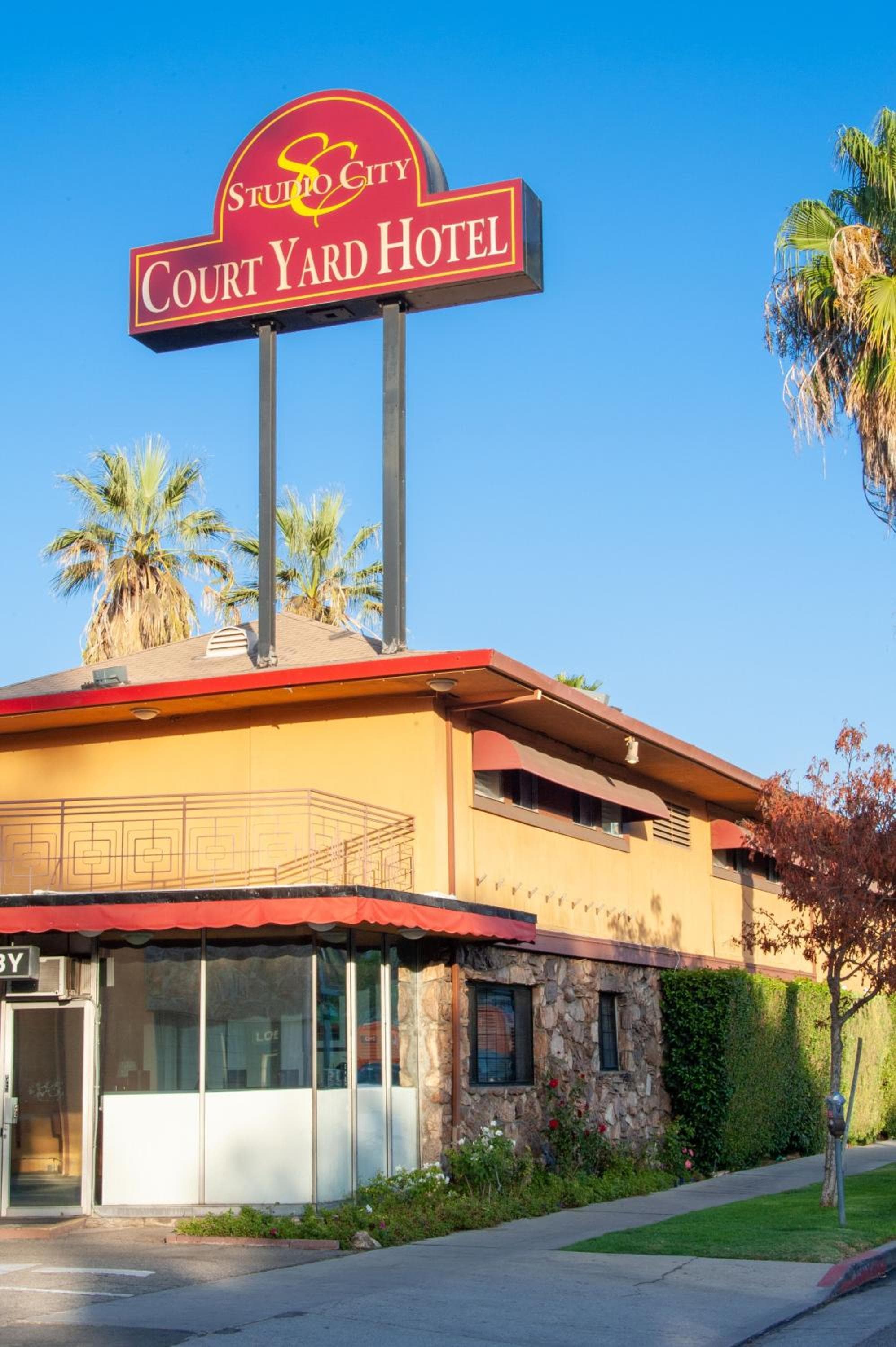 Studio City Court Yard Hotel - Studio City Innenhof Hotel — 6