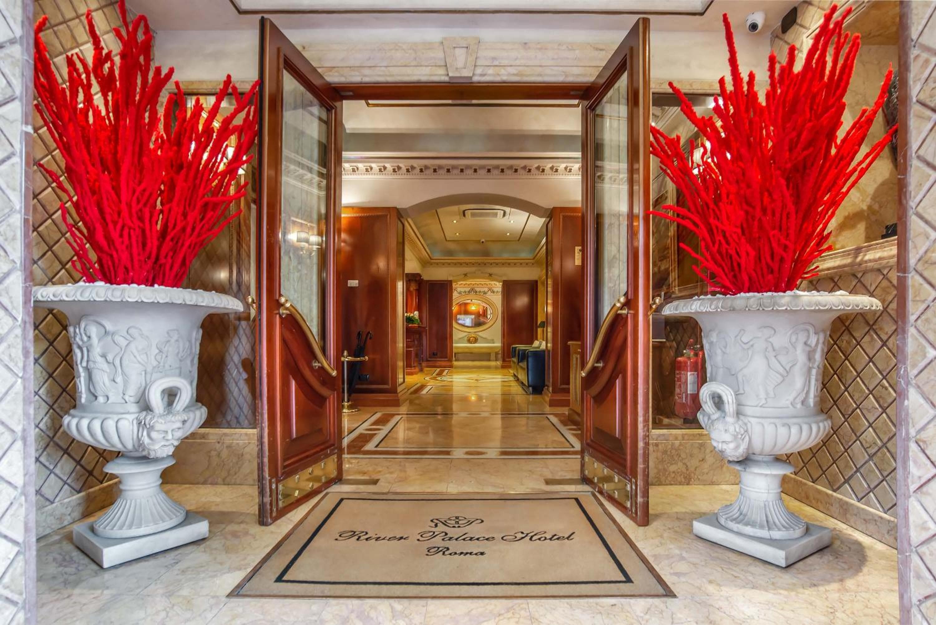 Hotel Palacio del Río — 3