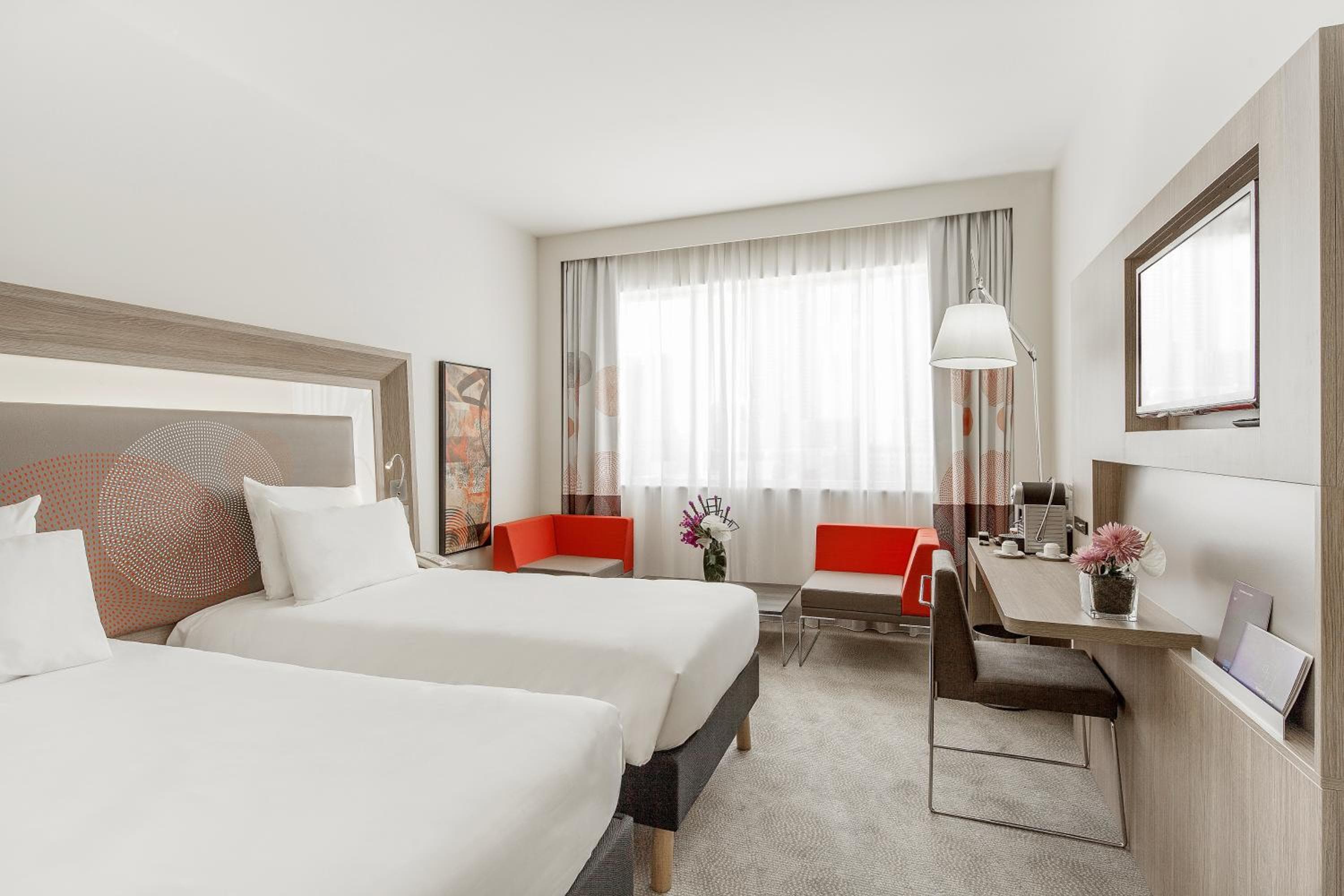 Novotel Dubai World Trade Centre — 18