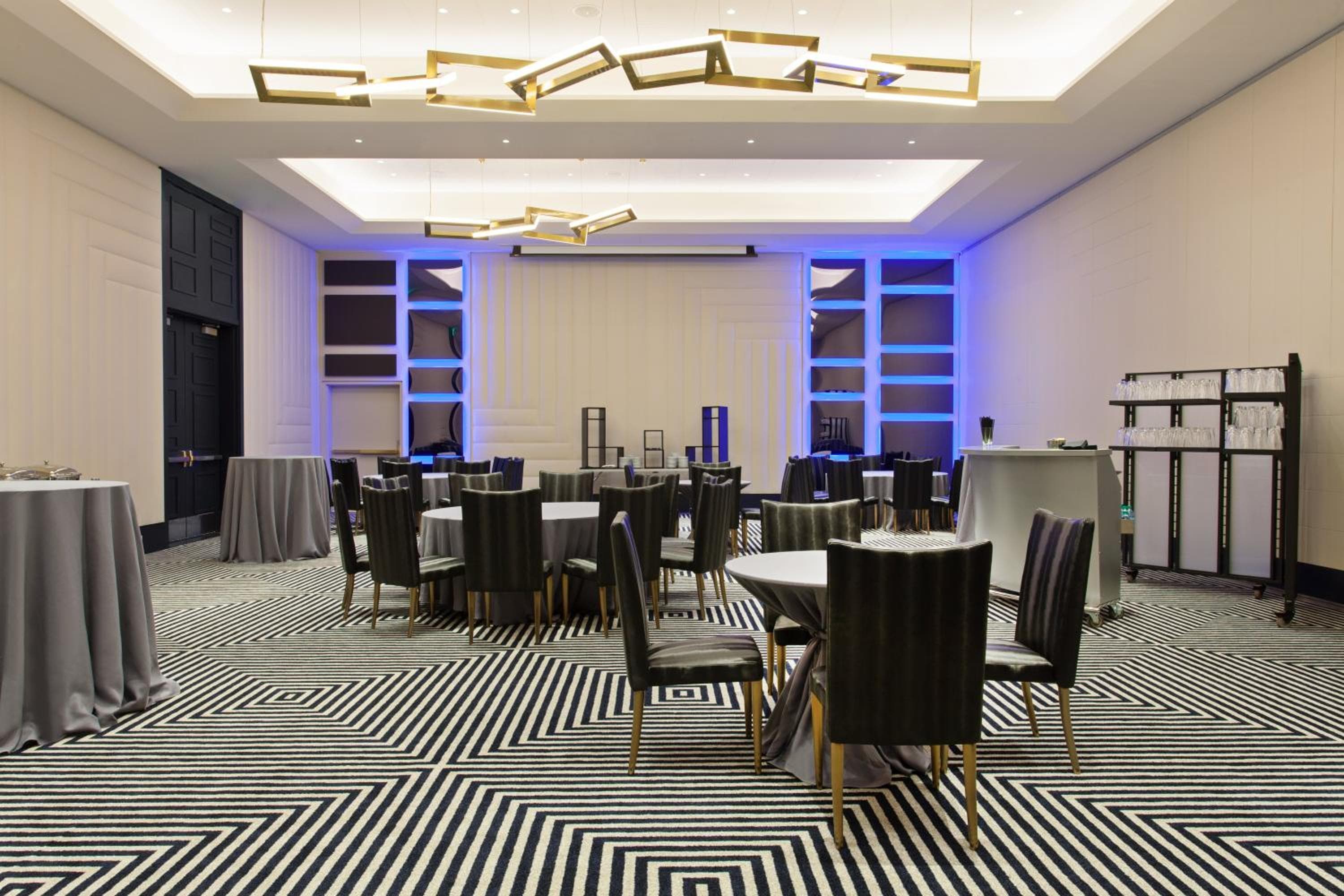 Hotel Indigo - Los Angeles Downtown, un hotel IHG — 4