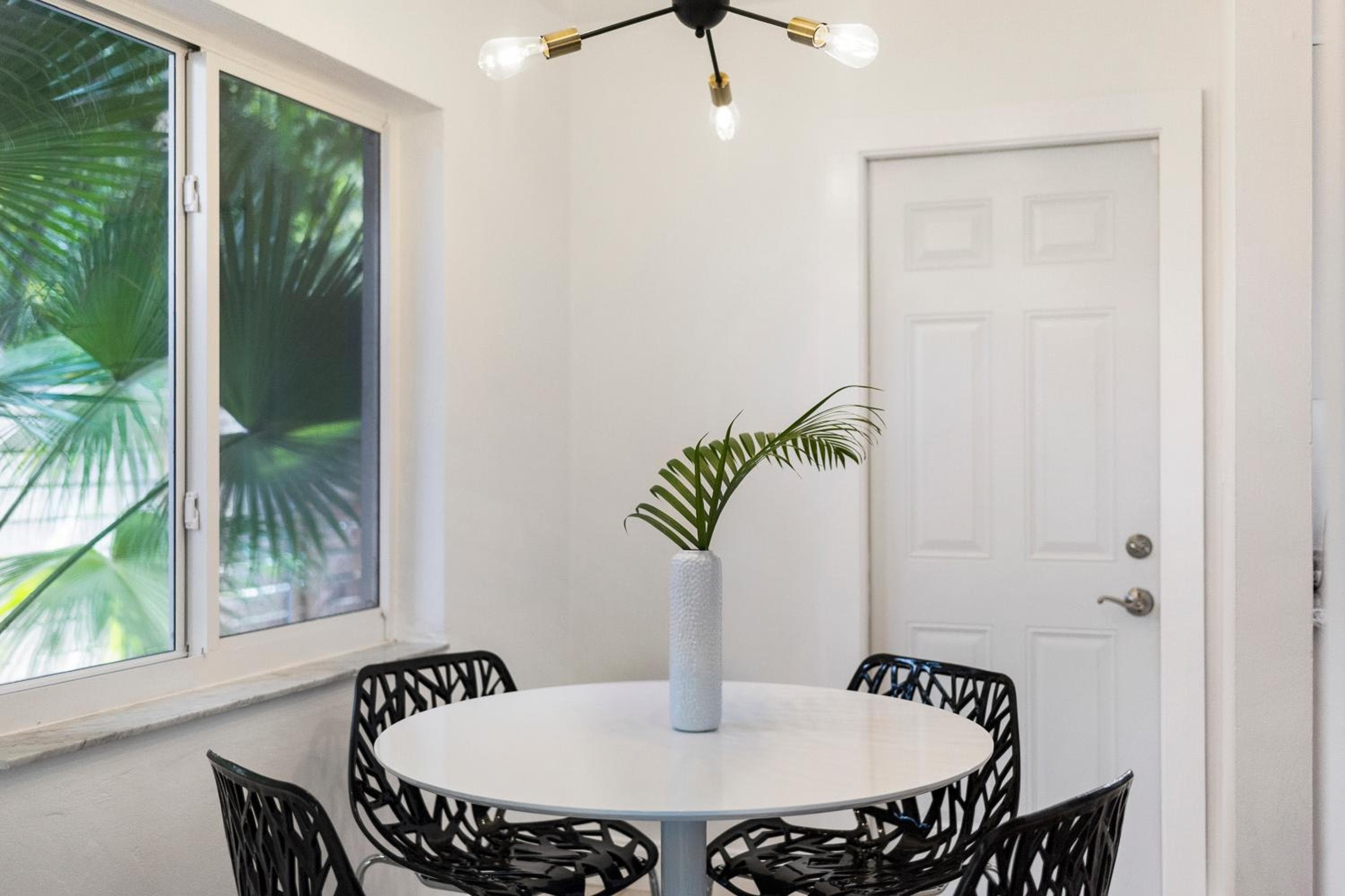 Alani Bay Premium Condos — 10