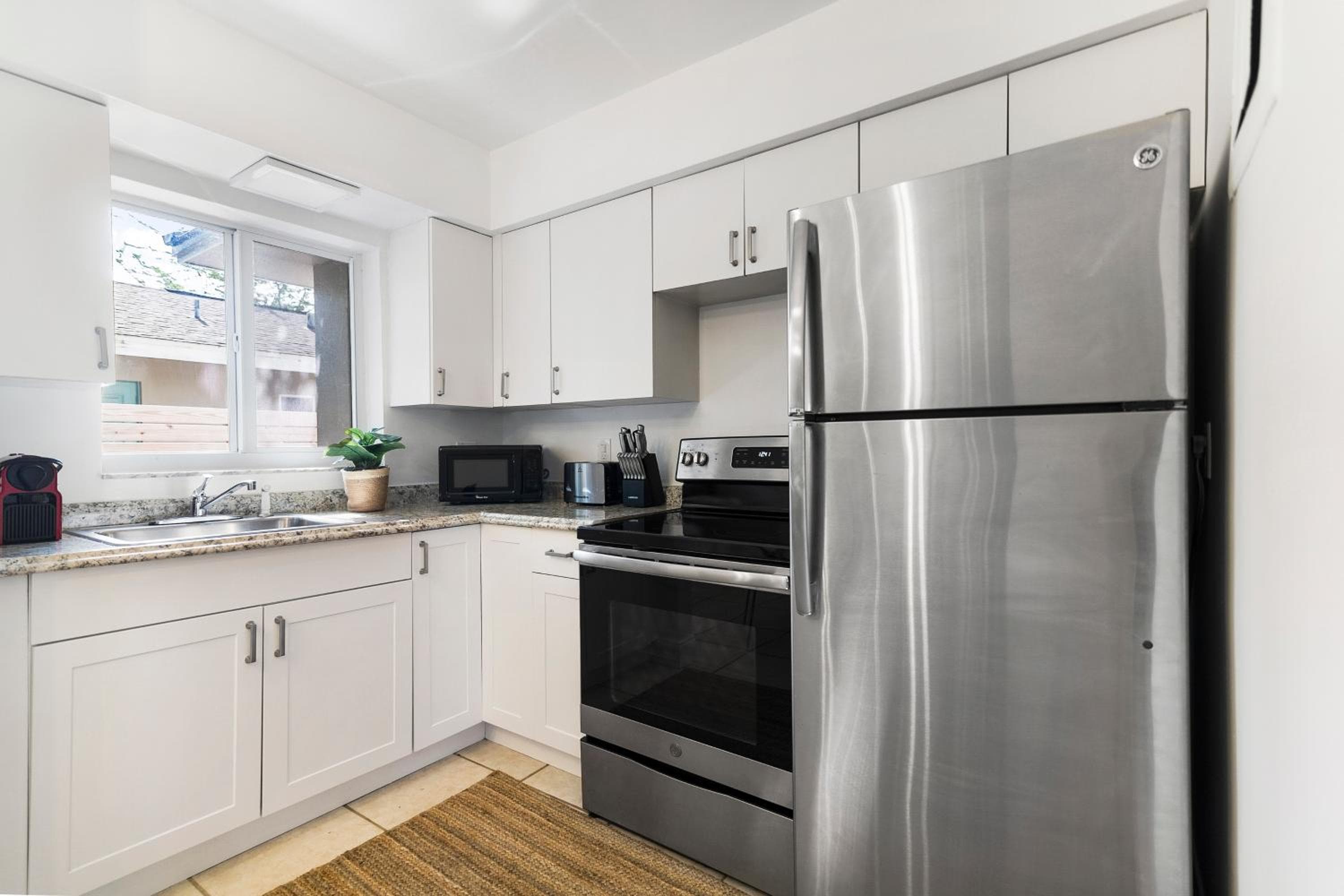 Alani Bay Premium Condos — 22