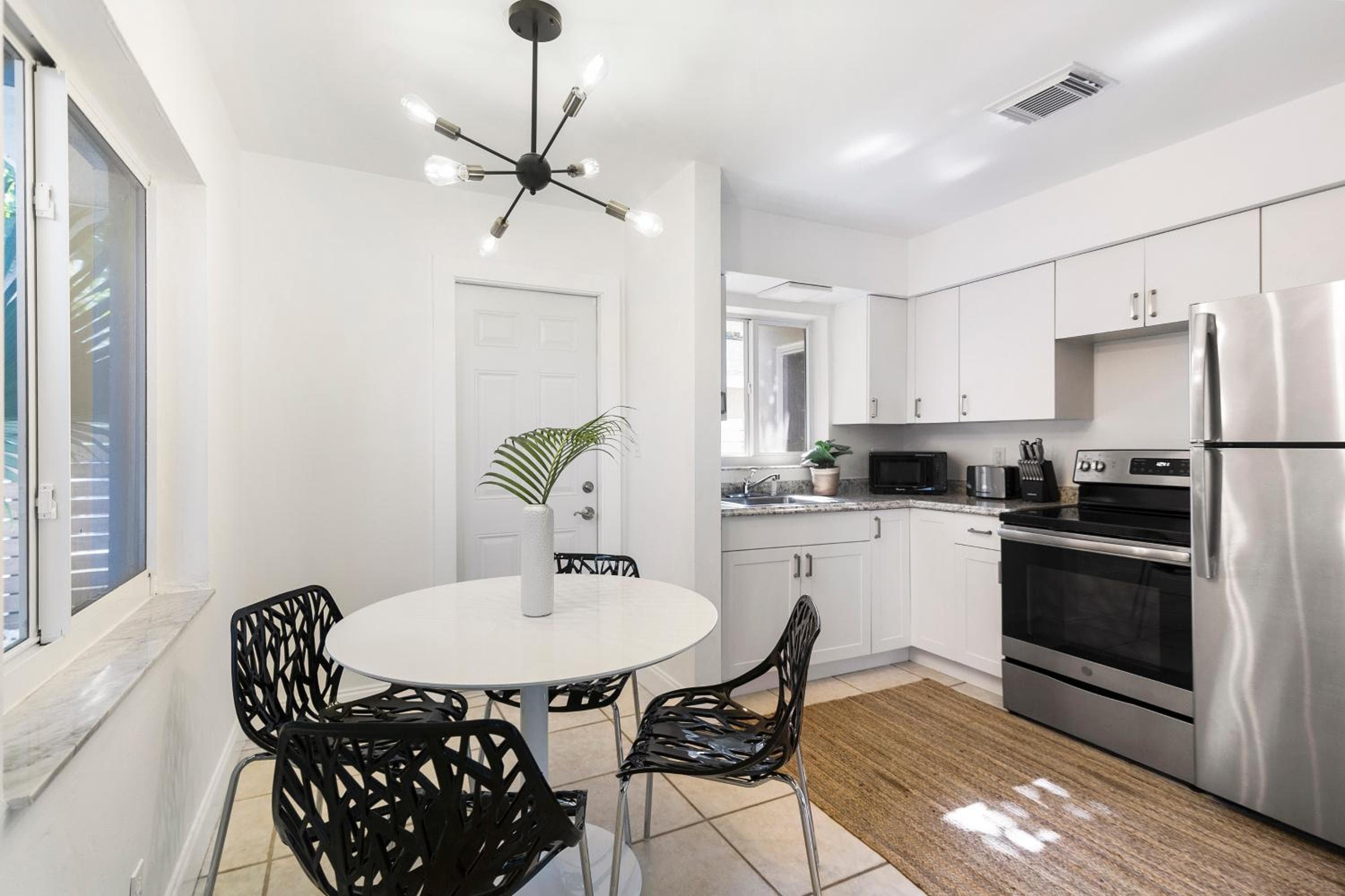 Alani Bay Premium Condos — 22