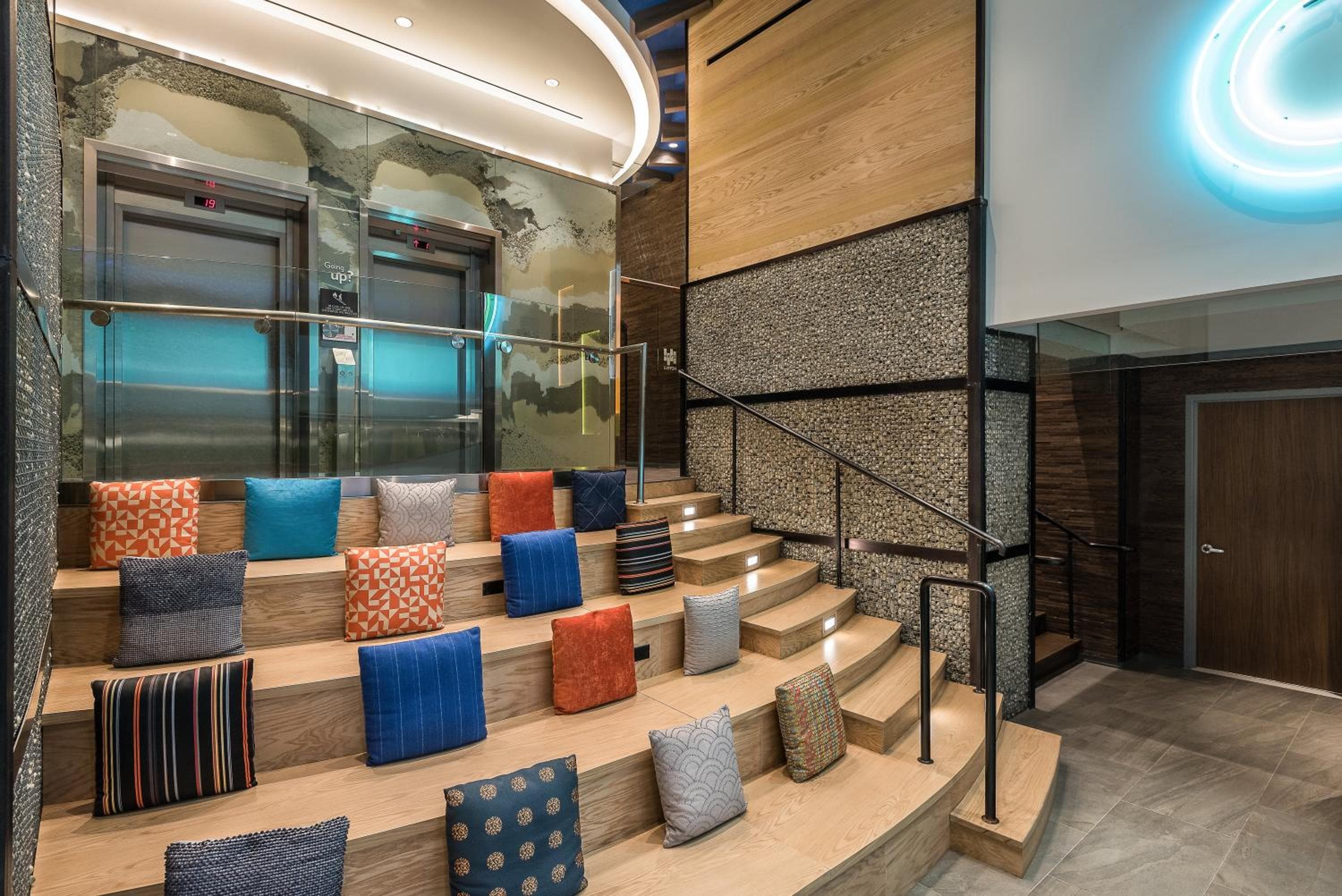 EVEN Hotel New York - Times Square South, ein IHG Hotel — 9