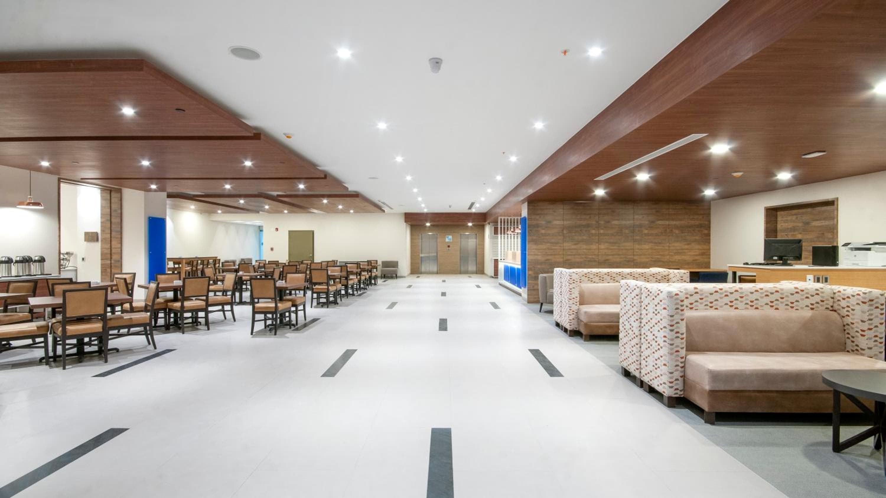 Holiday Inn Express - Mexico Basilica by IHG — 27