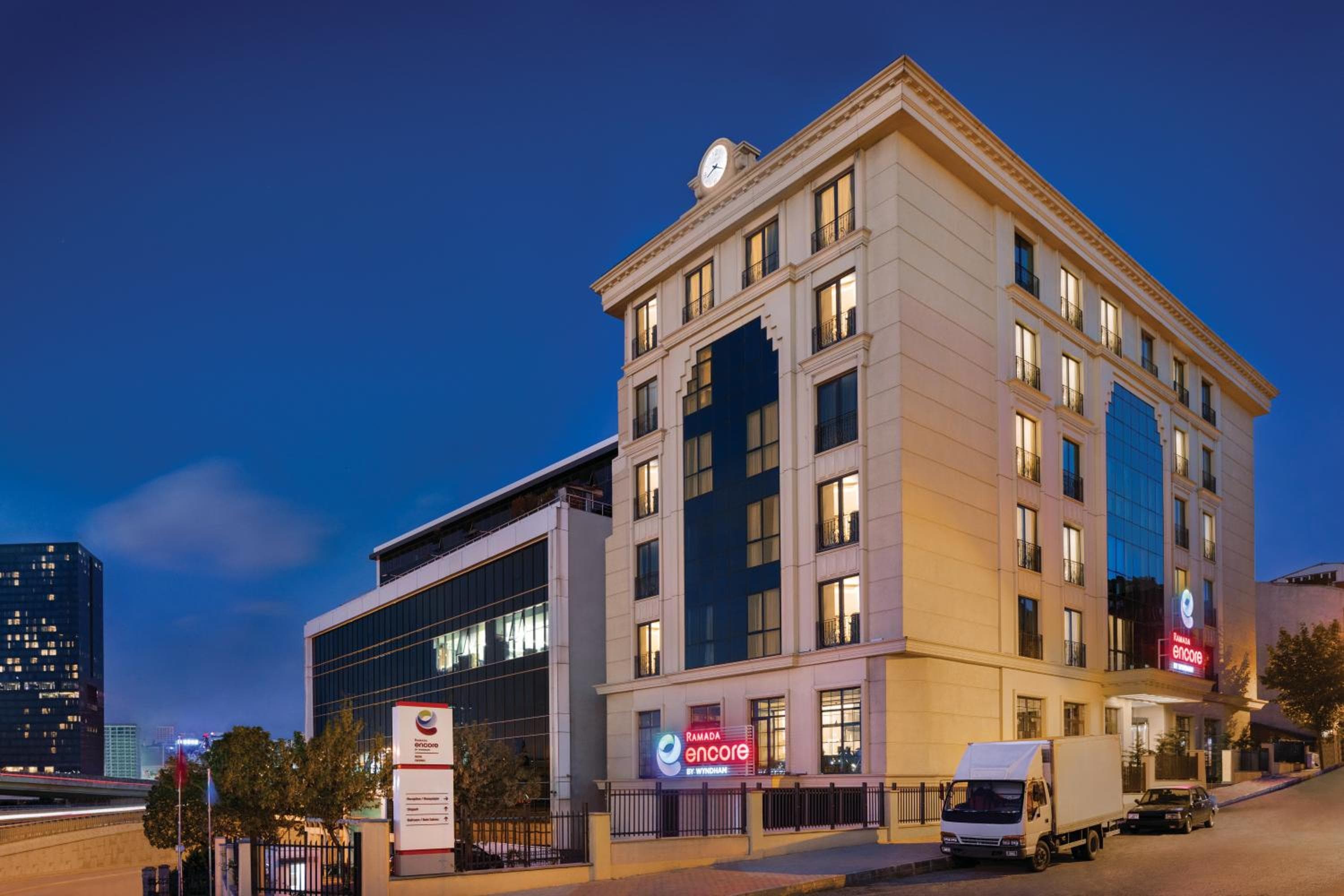 Ramada Encore By Wyndham Istanbul Basin Express — 1