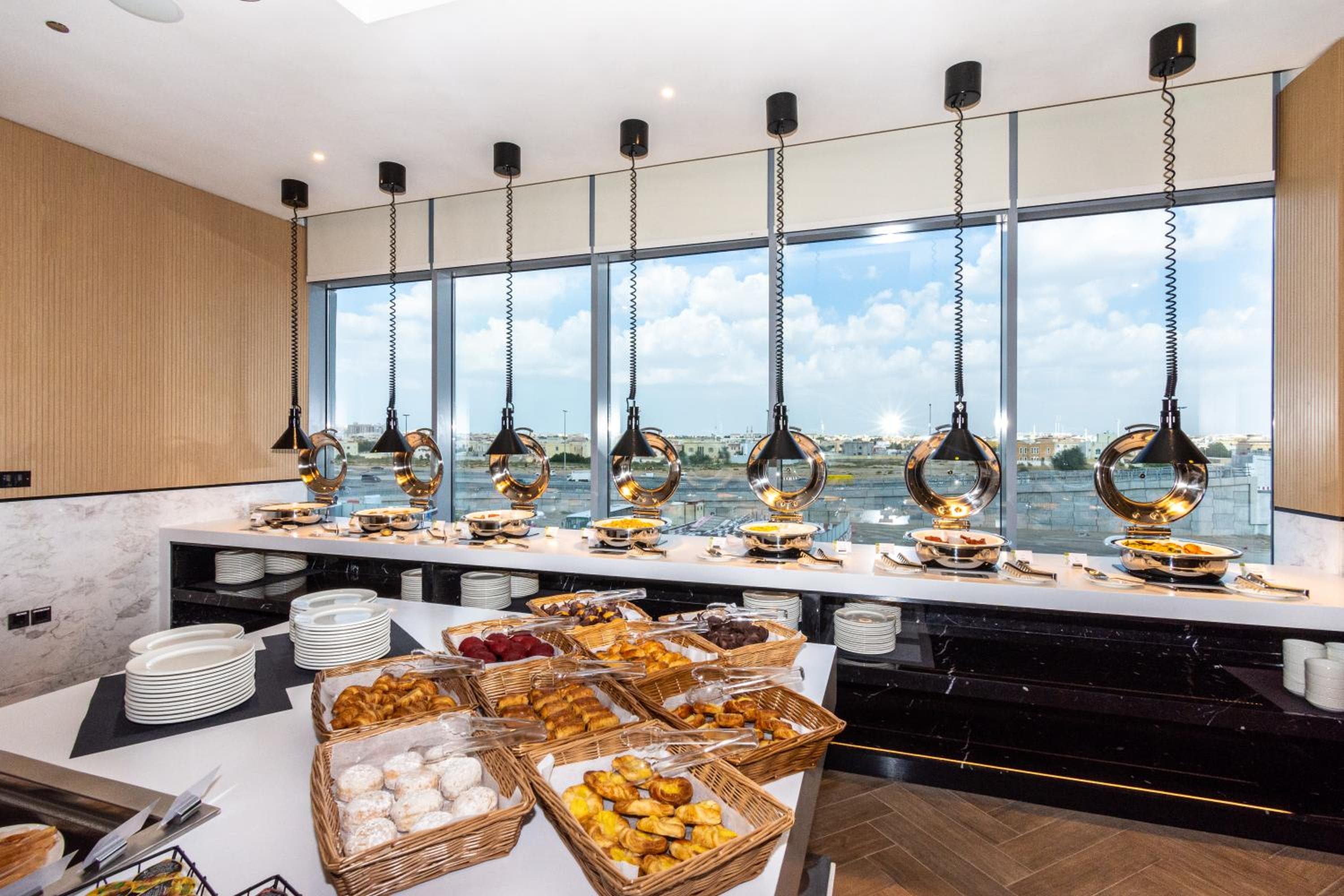 Premier Inn Dubai Dragon Mart — 5