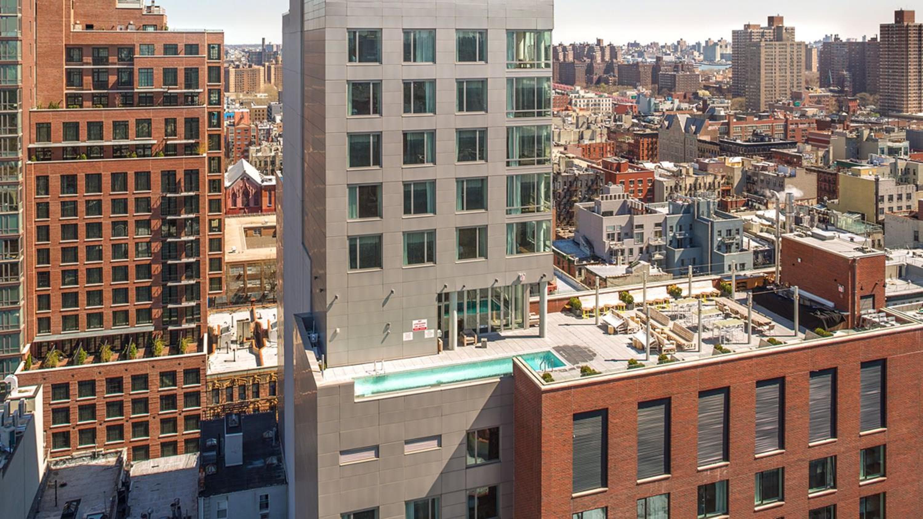 Hotel Indigo Lower East Side New York by IHG — 27