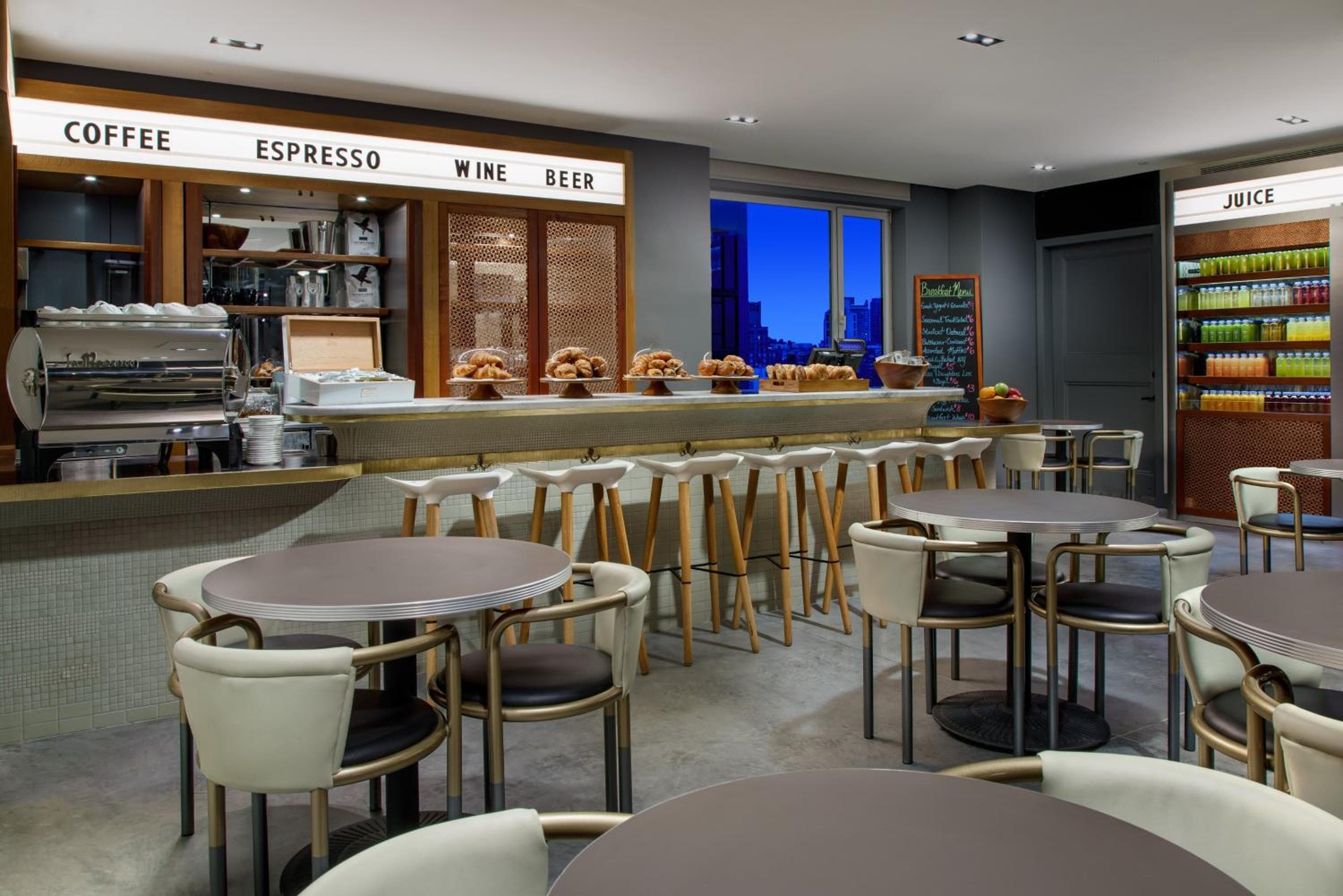 Hotel Indigo Lower East Side New York by IHG — 28