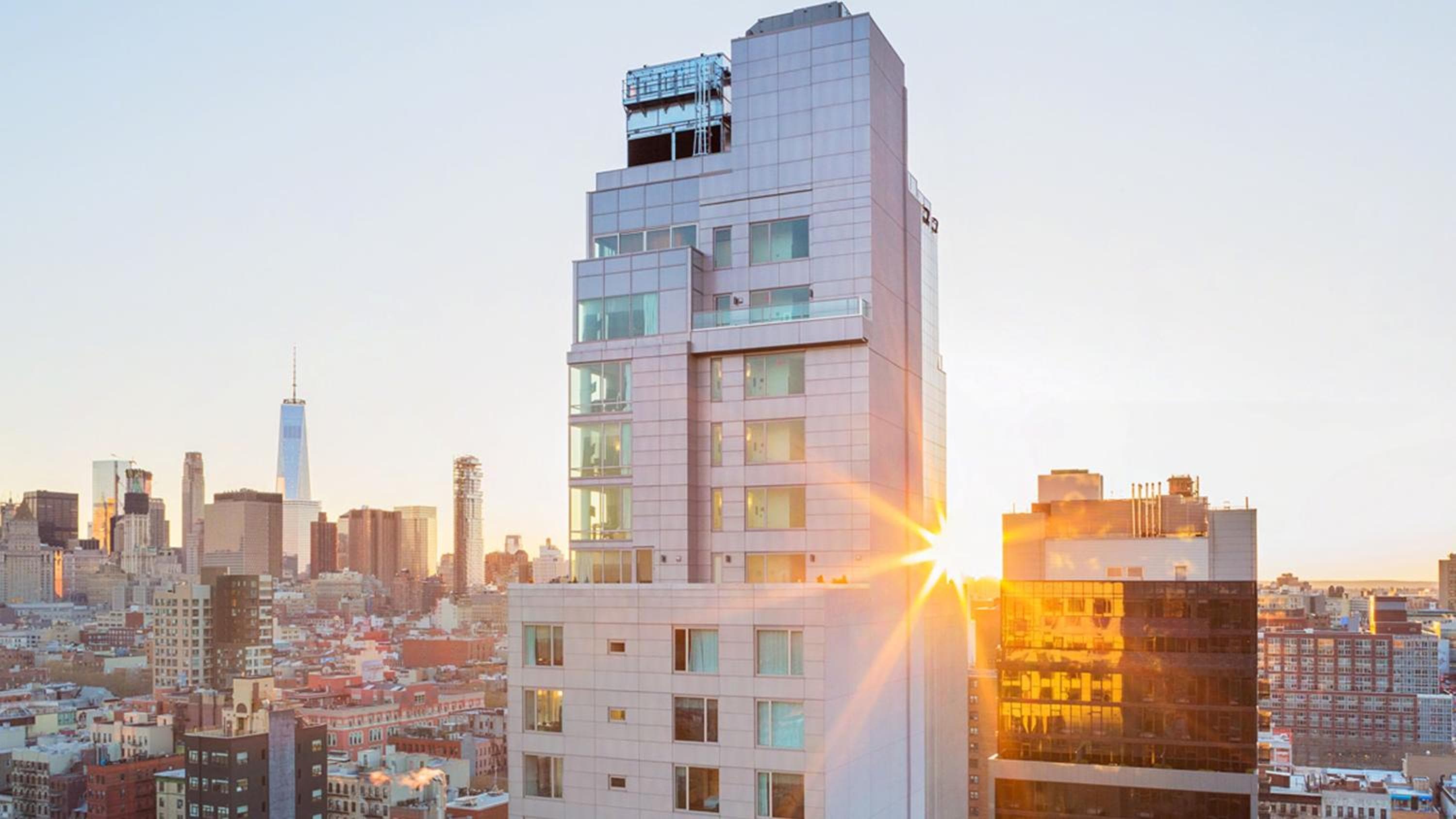 Hotel Indigo Lower East Side New York by IHG — 24