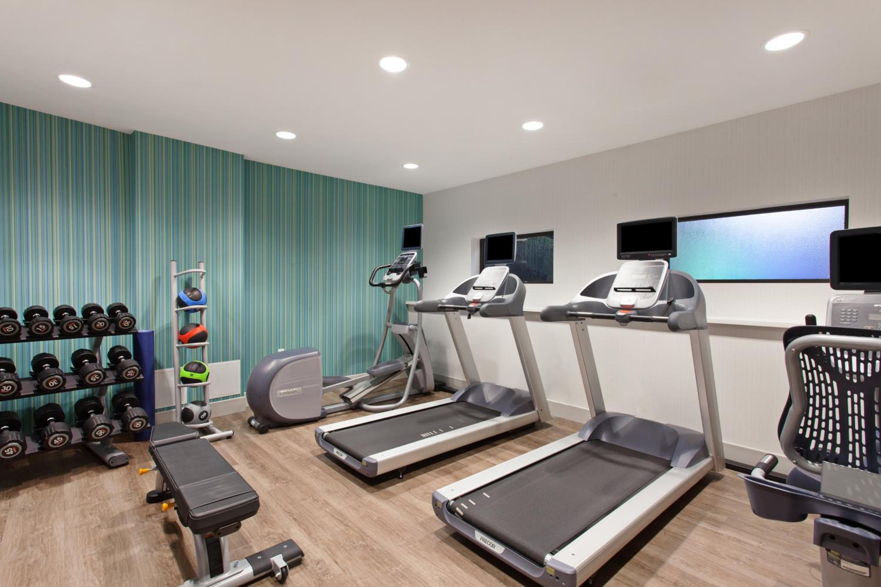 Holiday Inn Express West Los Angeles, un hotel IHG — 12