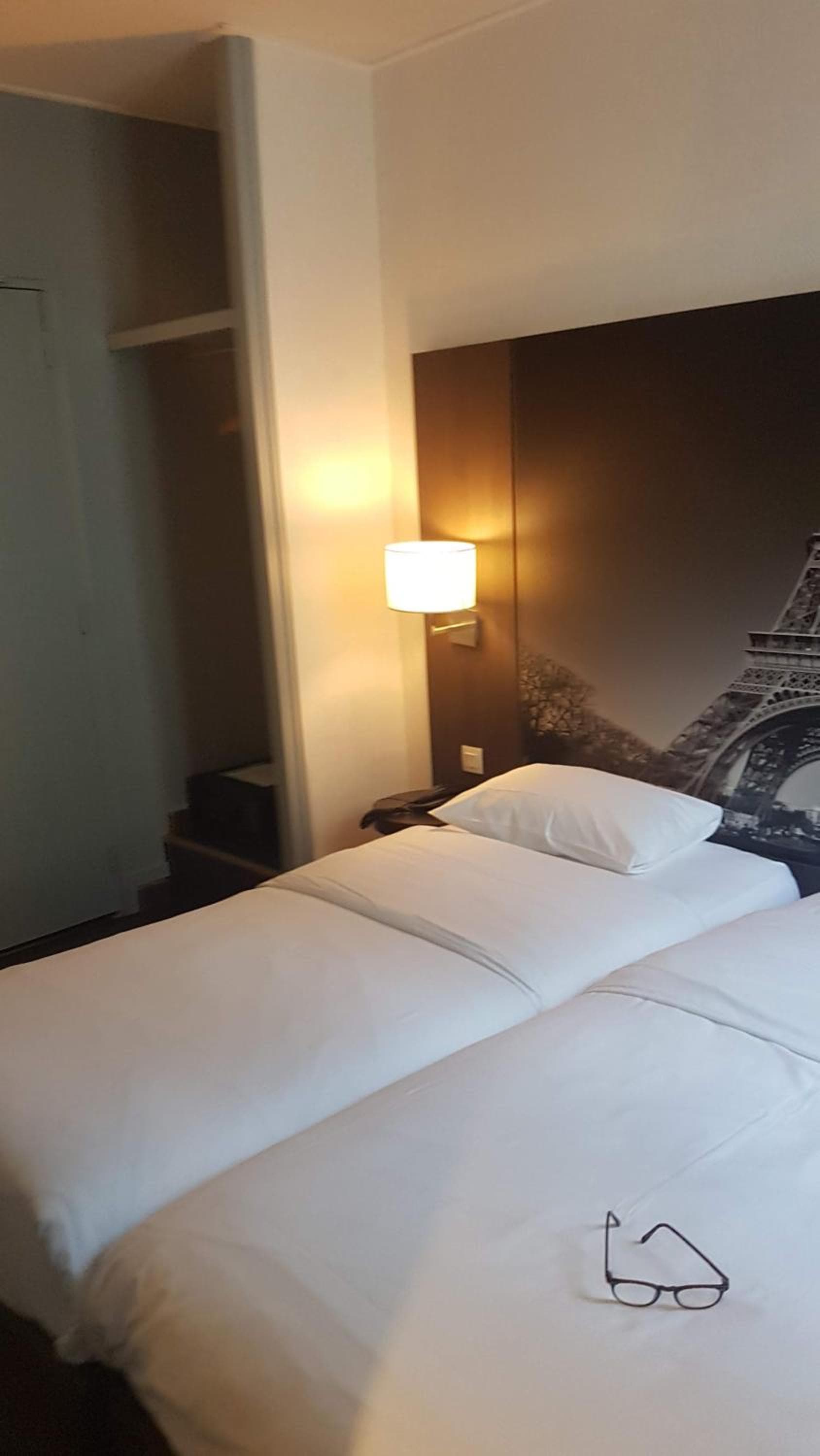 Hotel Victoria — 16