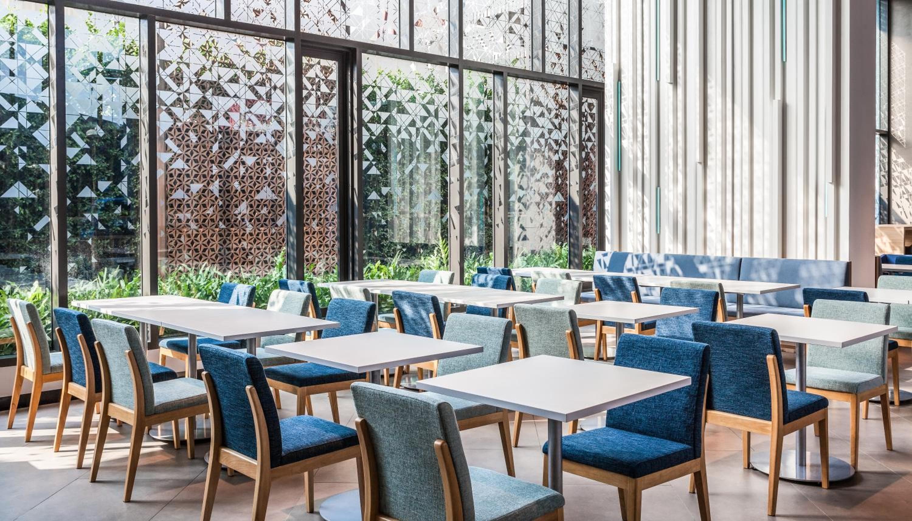 Holiday Inn Express Bangkok Soi Soonvijai by IHG — 23