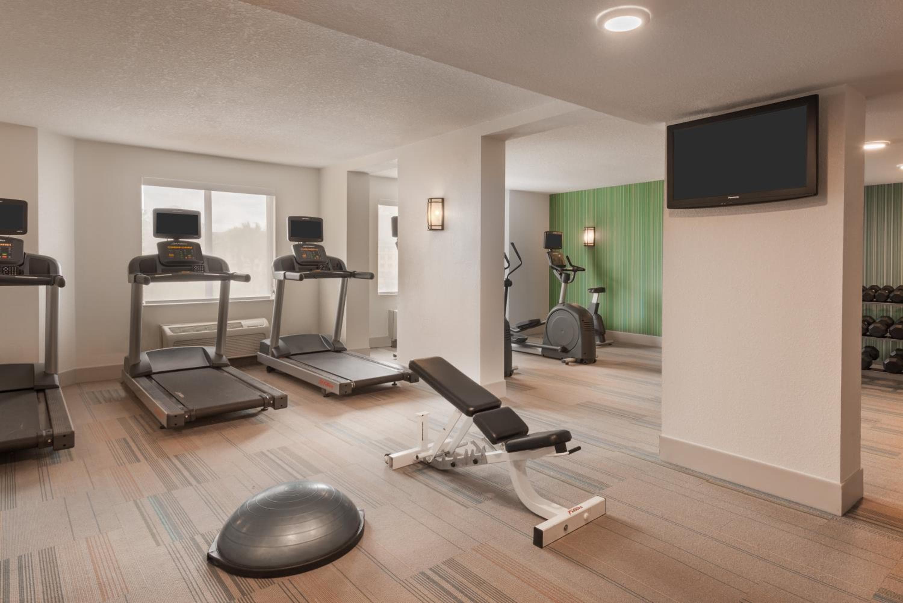 Holiday Inn Express & Suites: Universal Orlando más cercano, un hotel IHG — 22