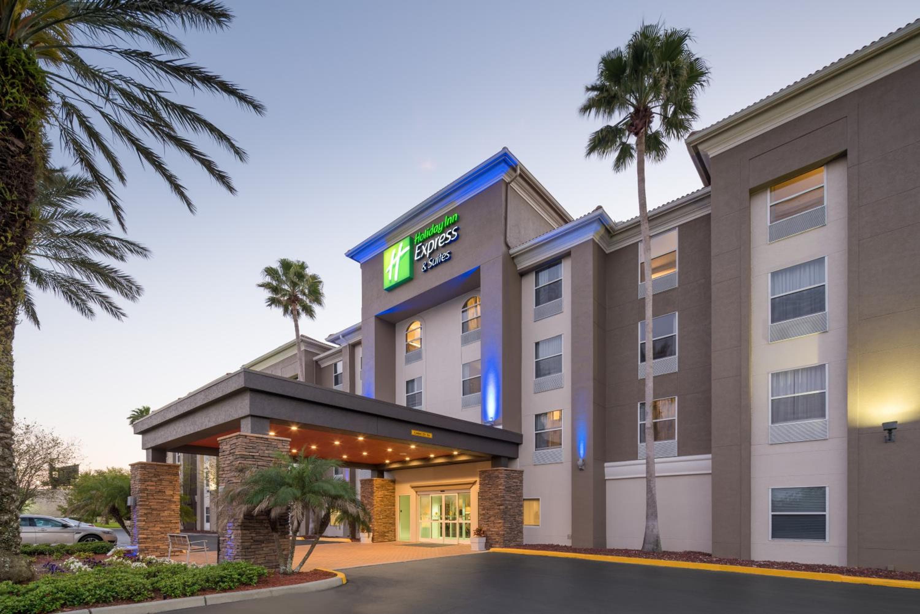 Holiday Inn Express & Suites Orlando International Airport by IHG — 27