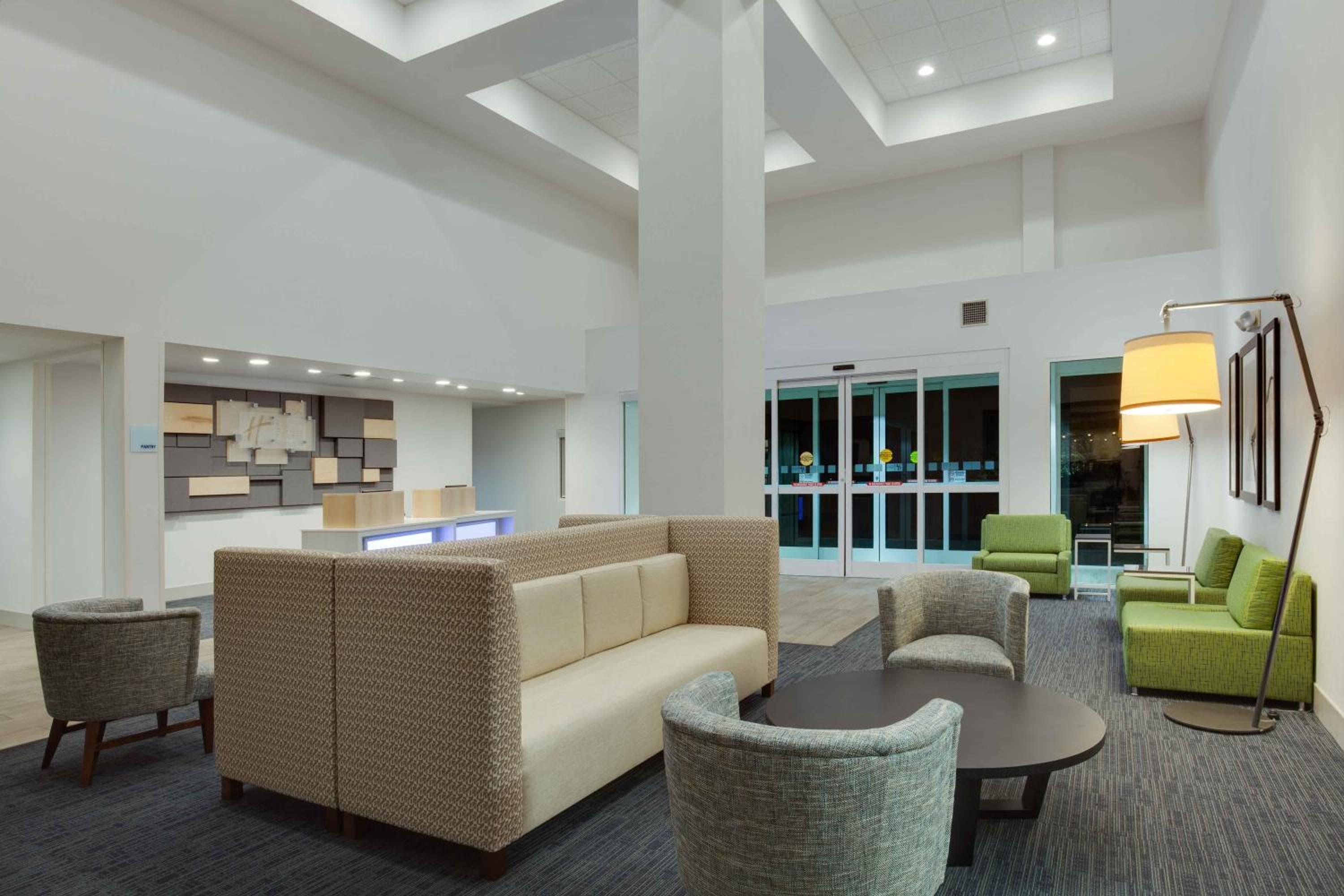 Holiday Inn Express & Suites Orlando International Airport, un hotel IHG — 17