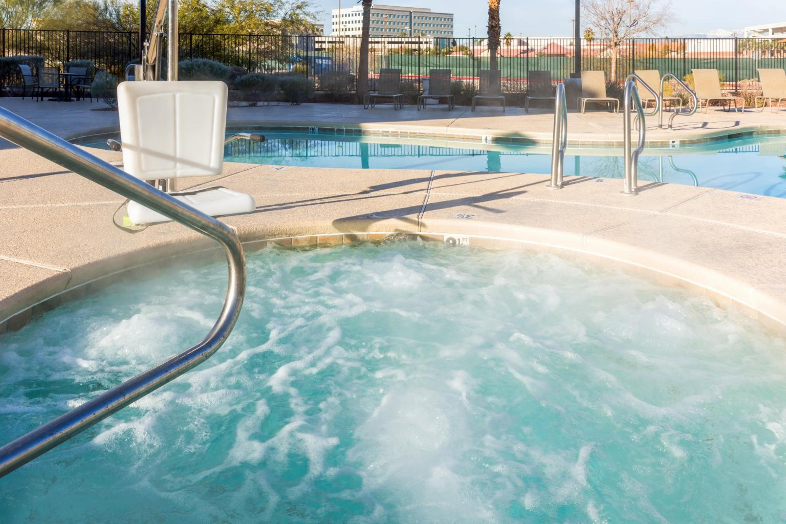 Holiday Inn Express Hotel and Suites - Henderson, un hotel IHG — 22