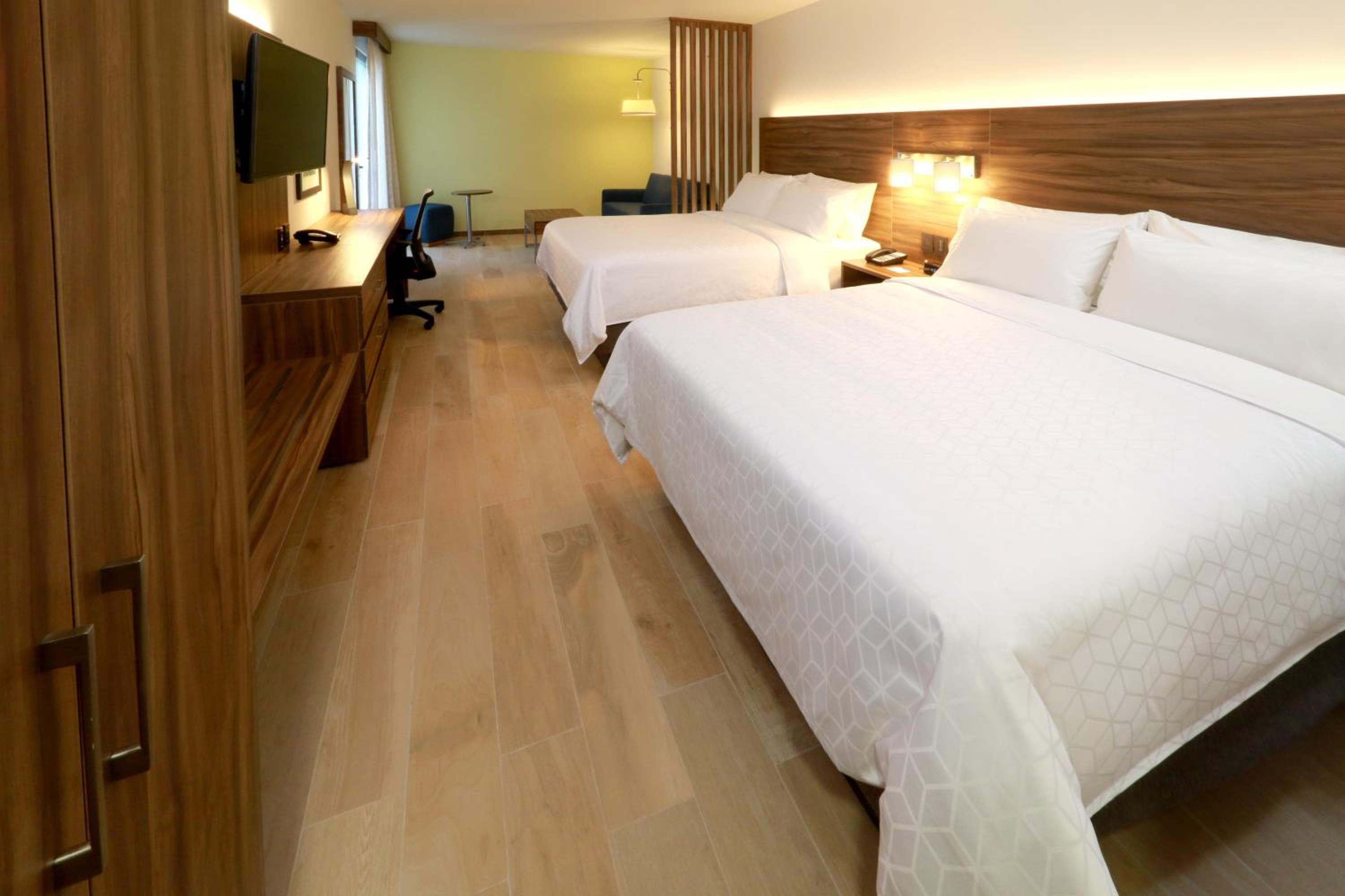 Holiday Inn Express & Suites - Playa del Carmen by IHG — 3
