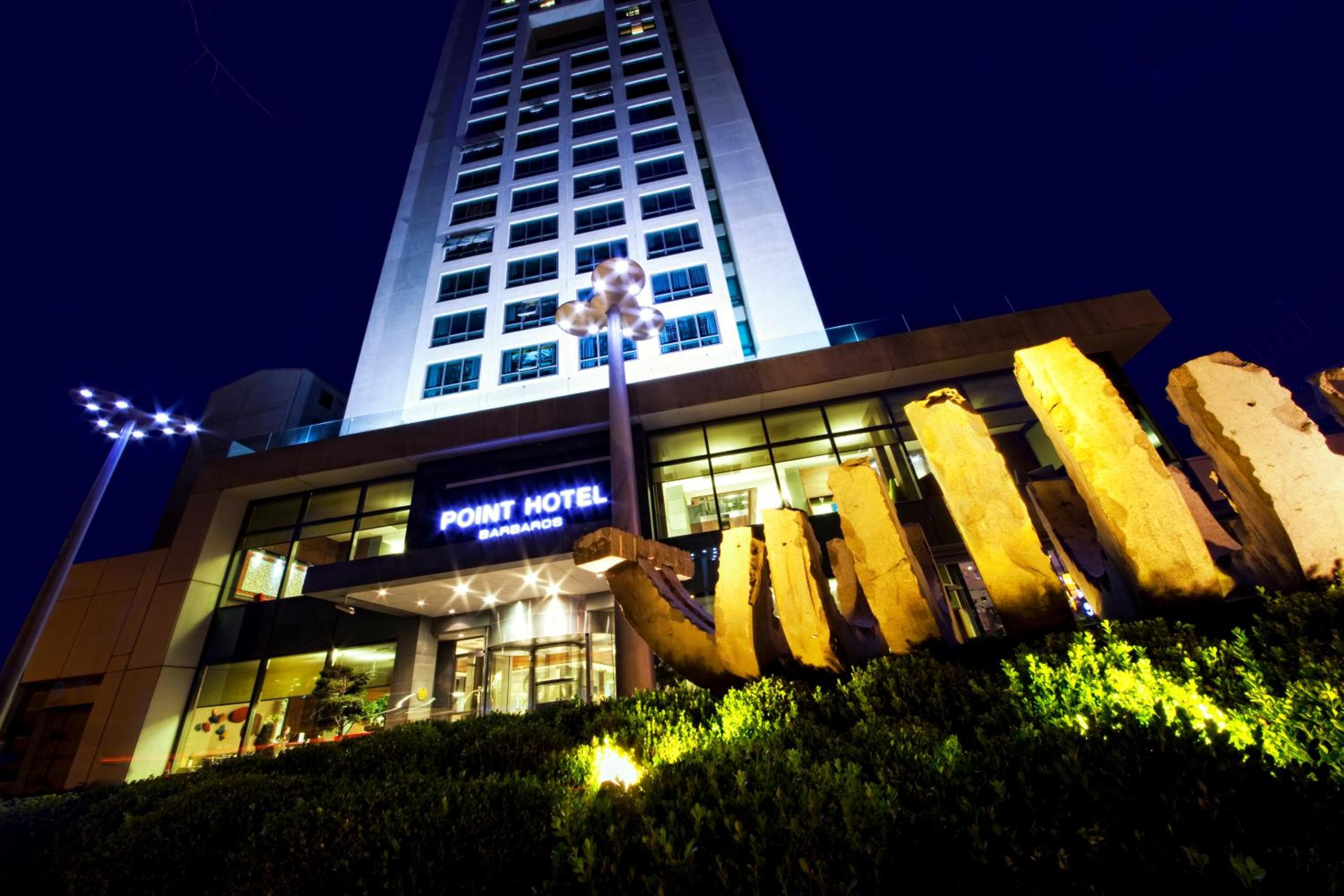 Point Hotel Barbaros — 25