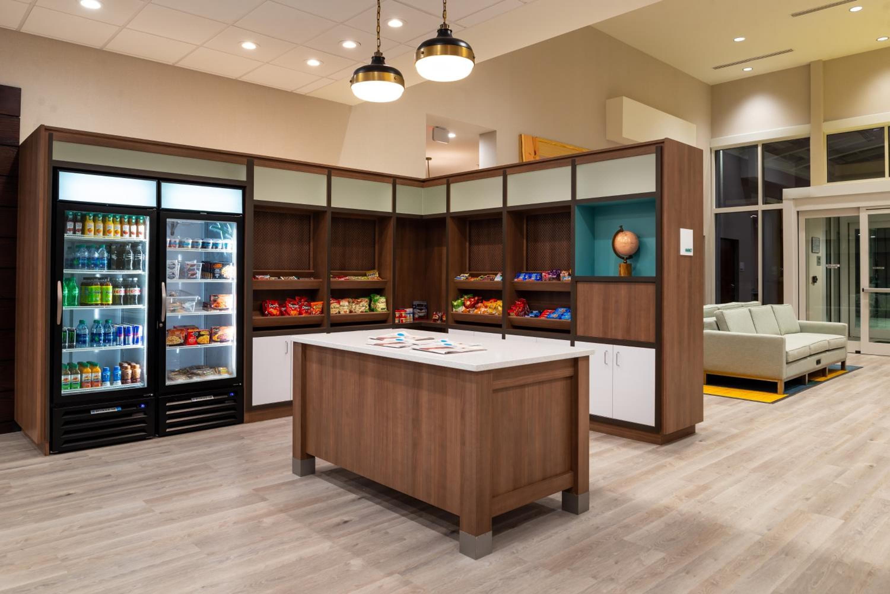 Holiday Inn & Suites Orlando-International Dr S, an IHG Hotel — 11
