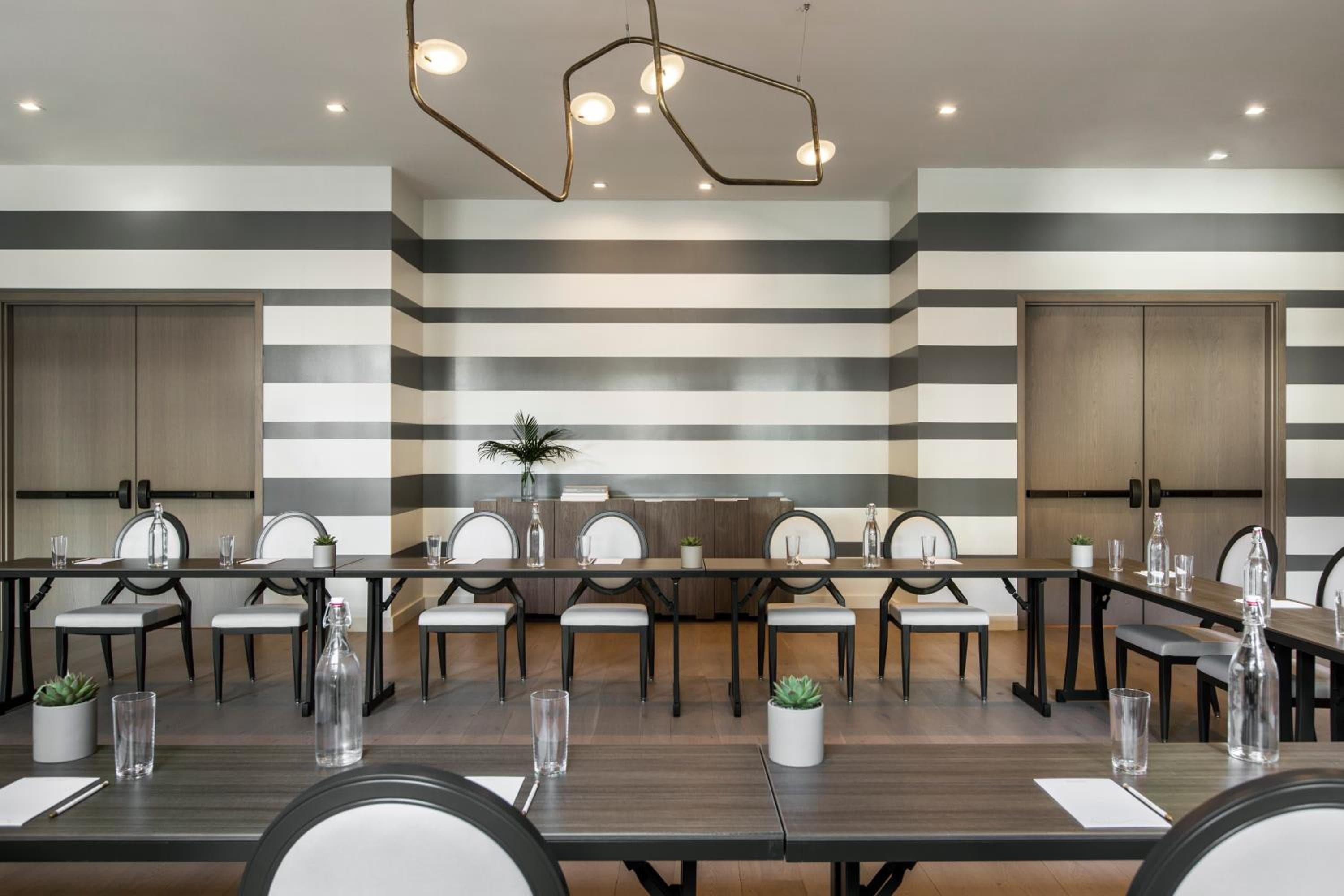 Kimpton La Peer West Hollywood by IHG — 5