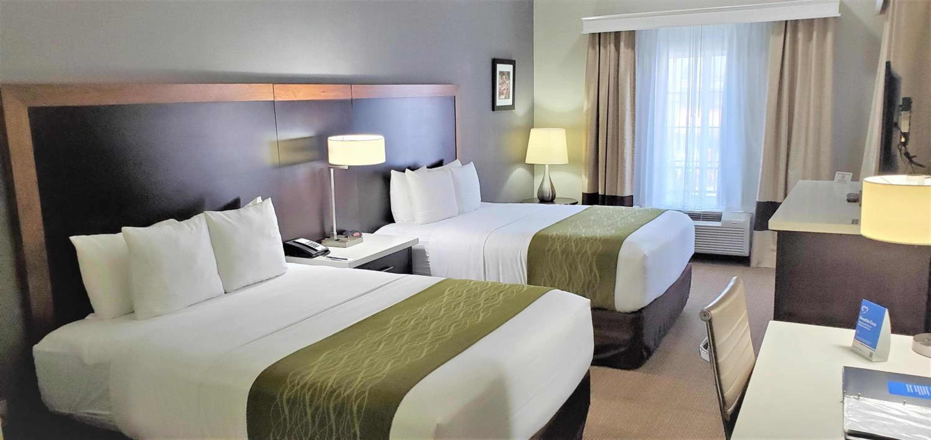 Comfort Inn & Suites cerca de Universal - North Hollywood - Burbank — 2