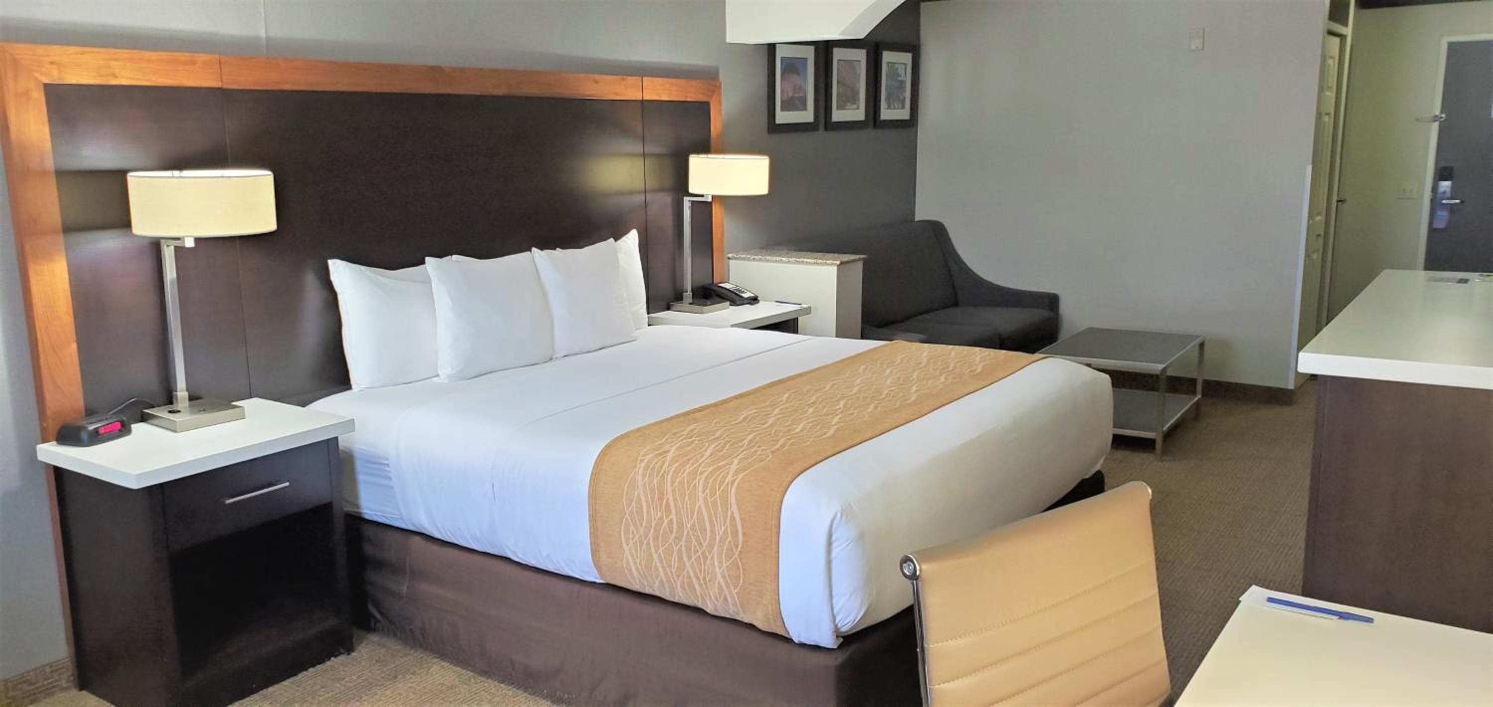 Comfort Inn & Suites cerca de Universal - North Hollywood - Burbank — 13