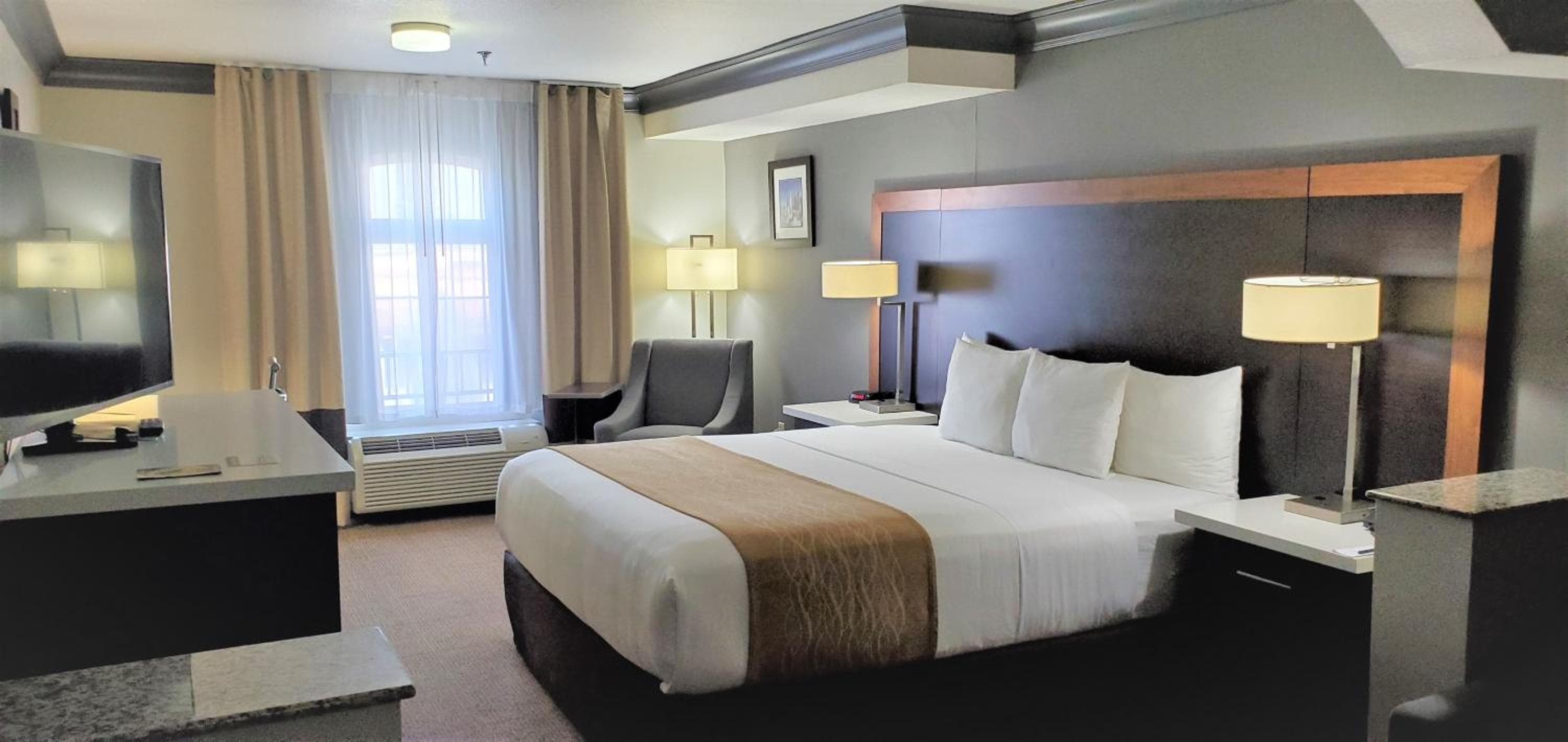 Comfort Inn & Suites cerca de Universal - North Hollywood - Burbank — 17