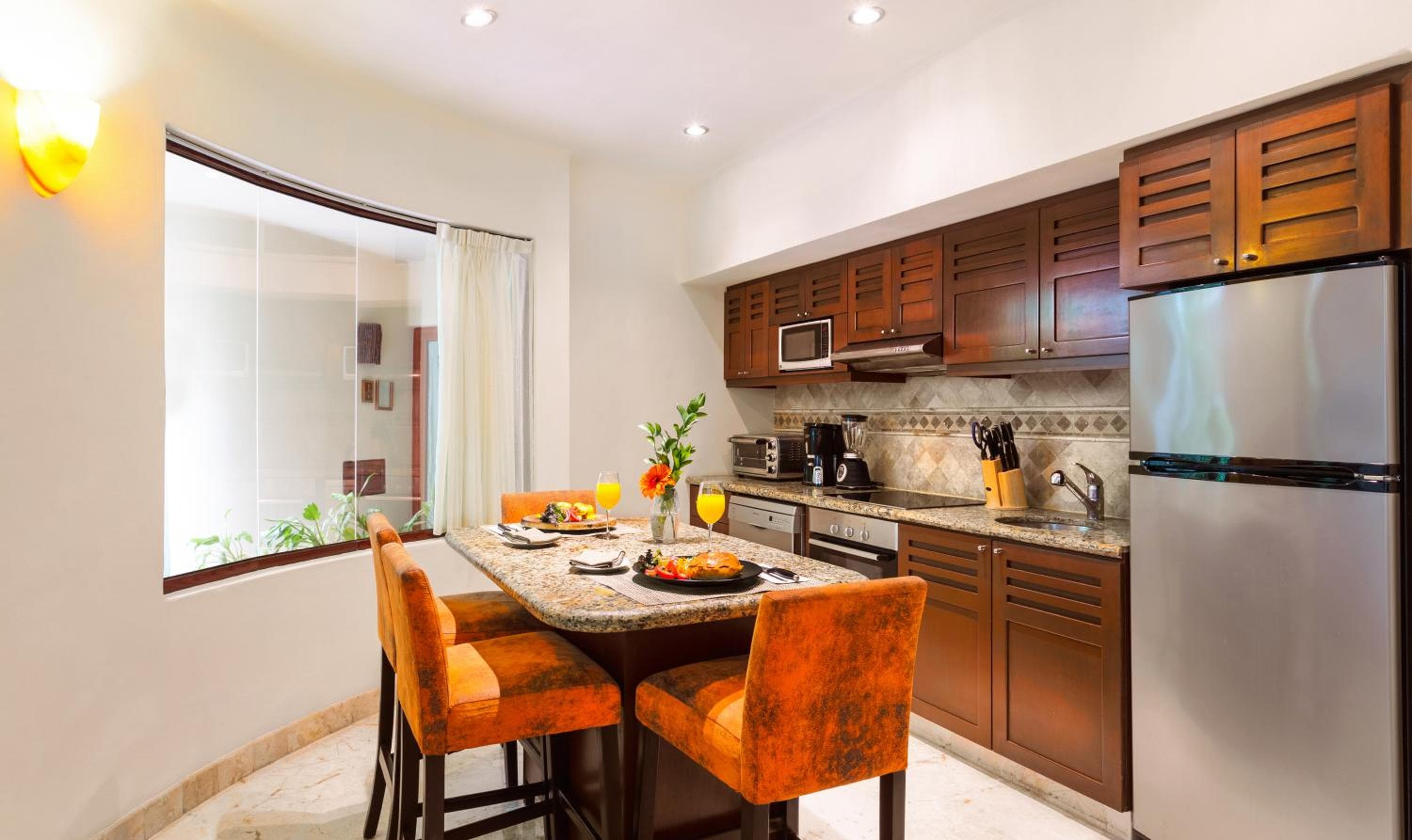 Maya Villa Condo Hotel und Beachclub — 13